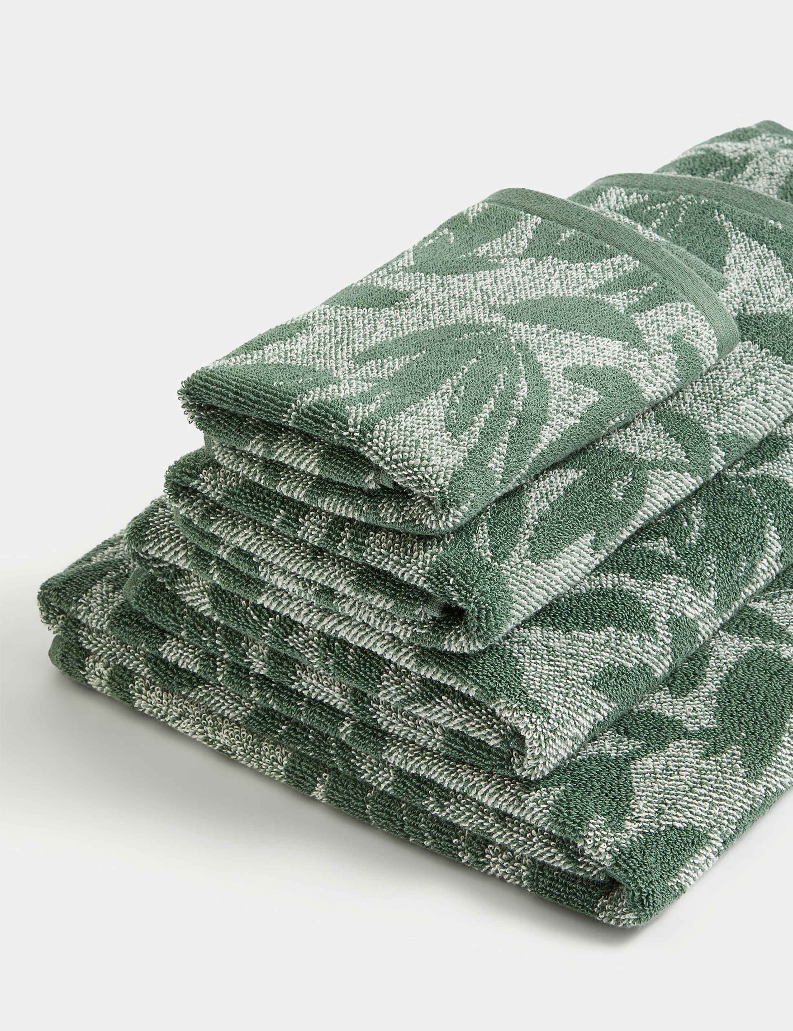 Pure Cotton Marl Leaves Towel 3 of 5
