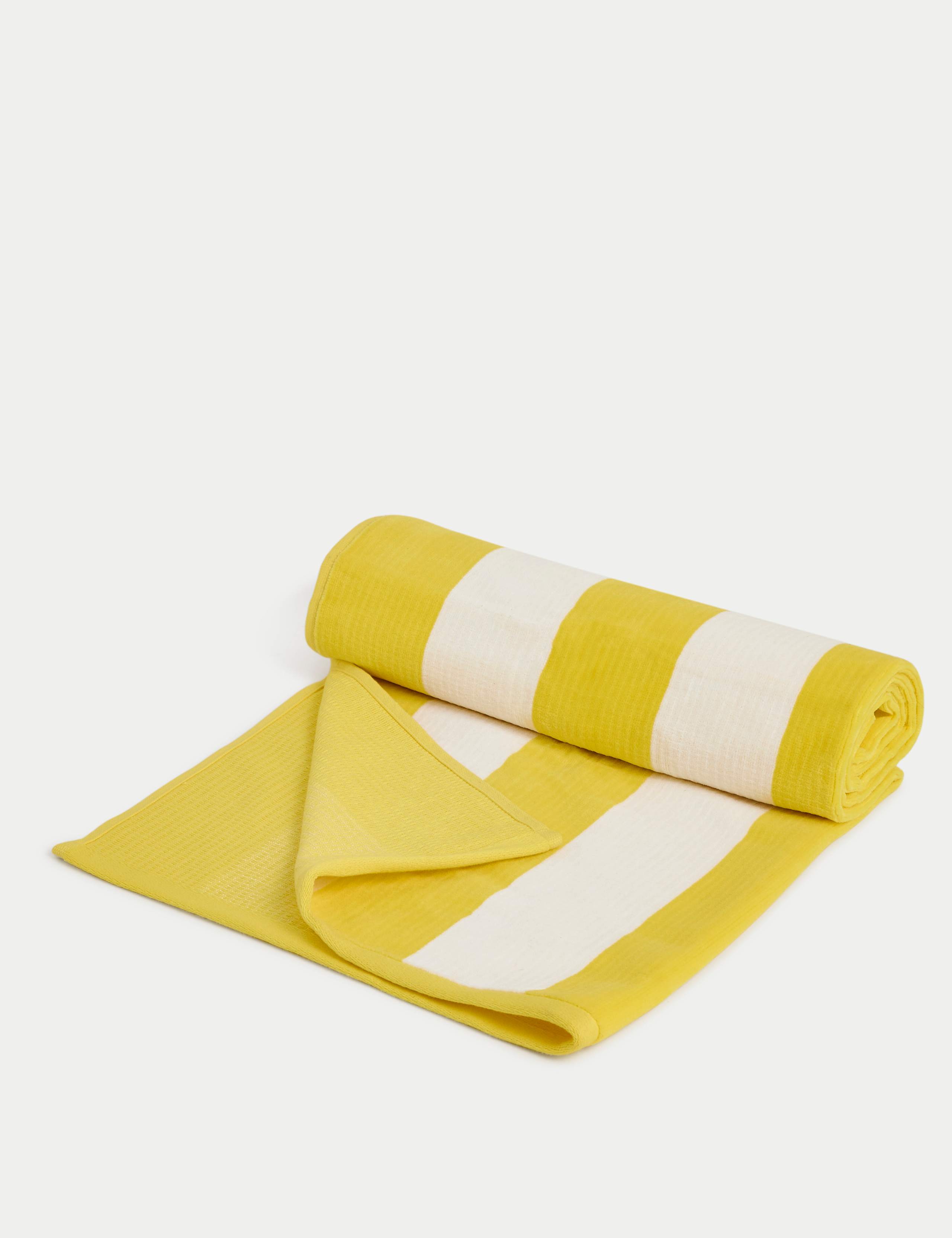 Pure Cotton Striped Sand Resistant Beach Towel 2 of 3