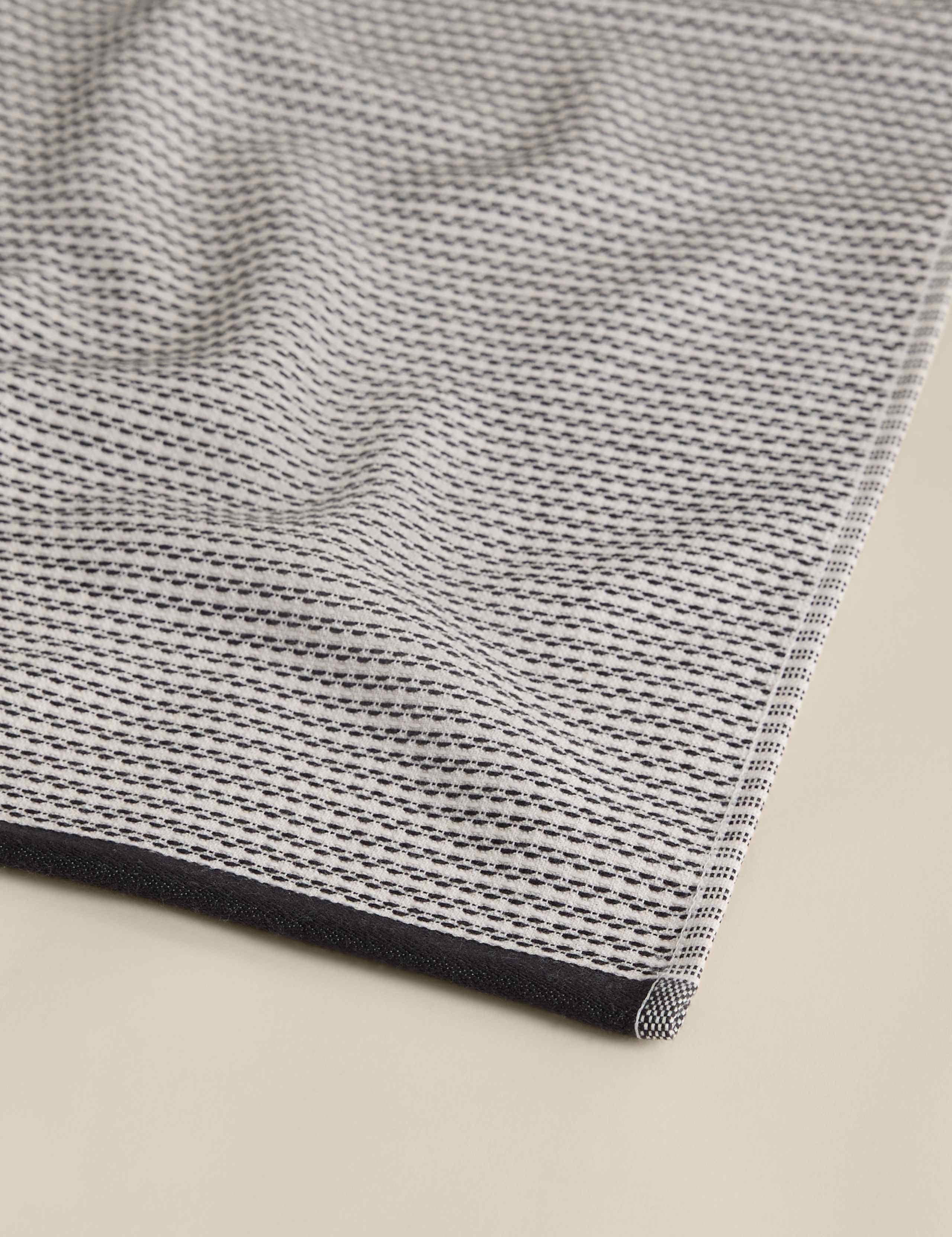 Pure Cotton Woven Beach Towel 3 of 3