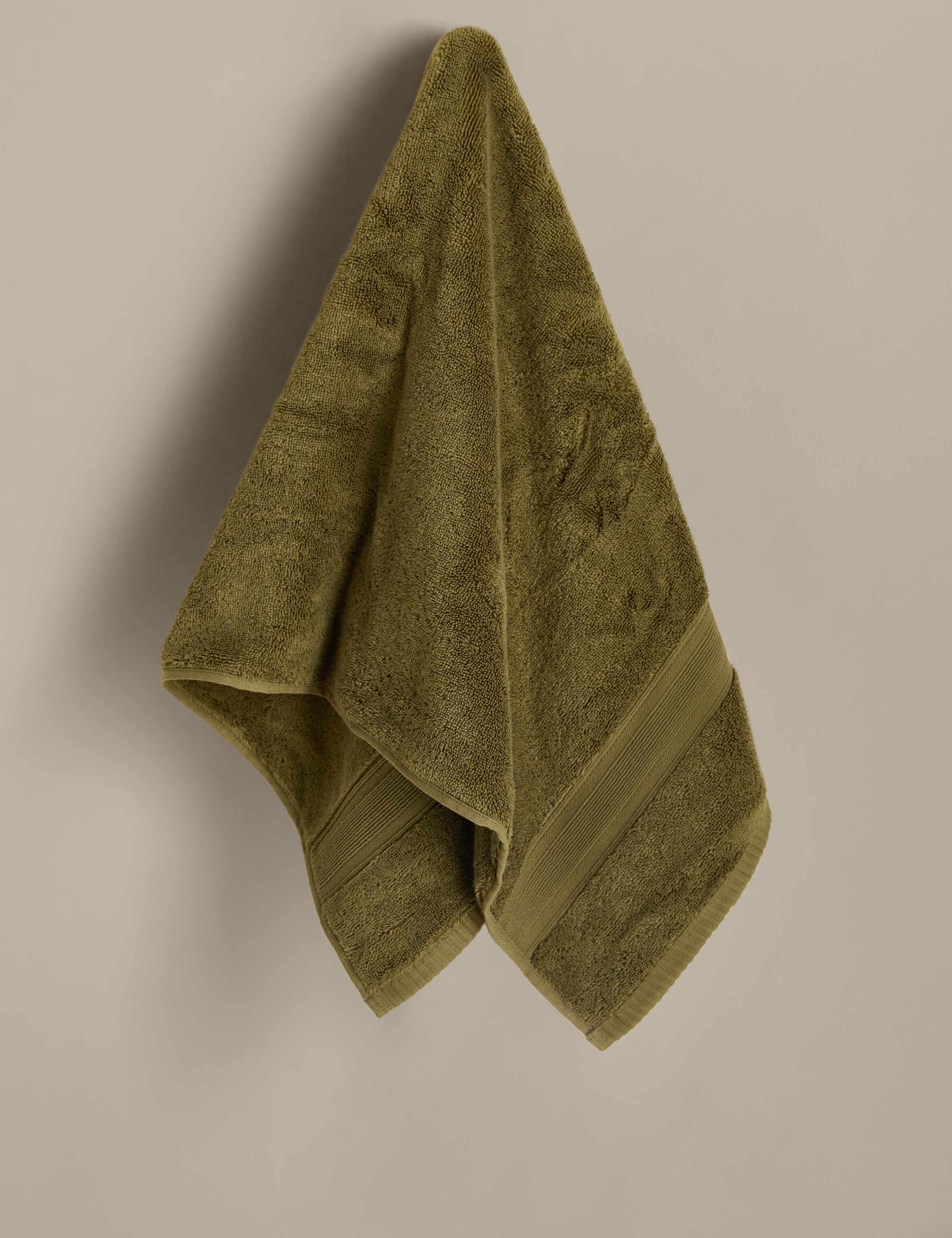 Ultimate Super Soft Pure Cotton Towel 3 of 4