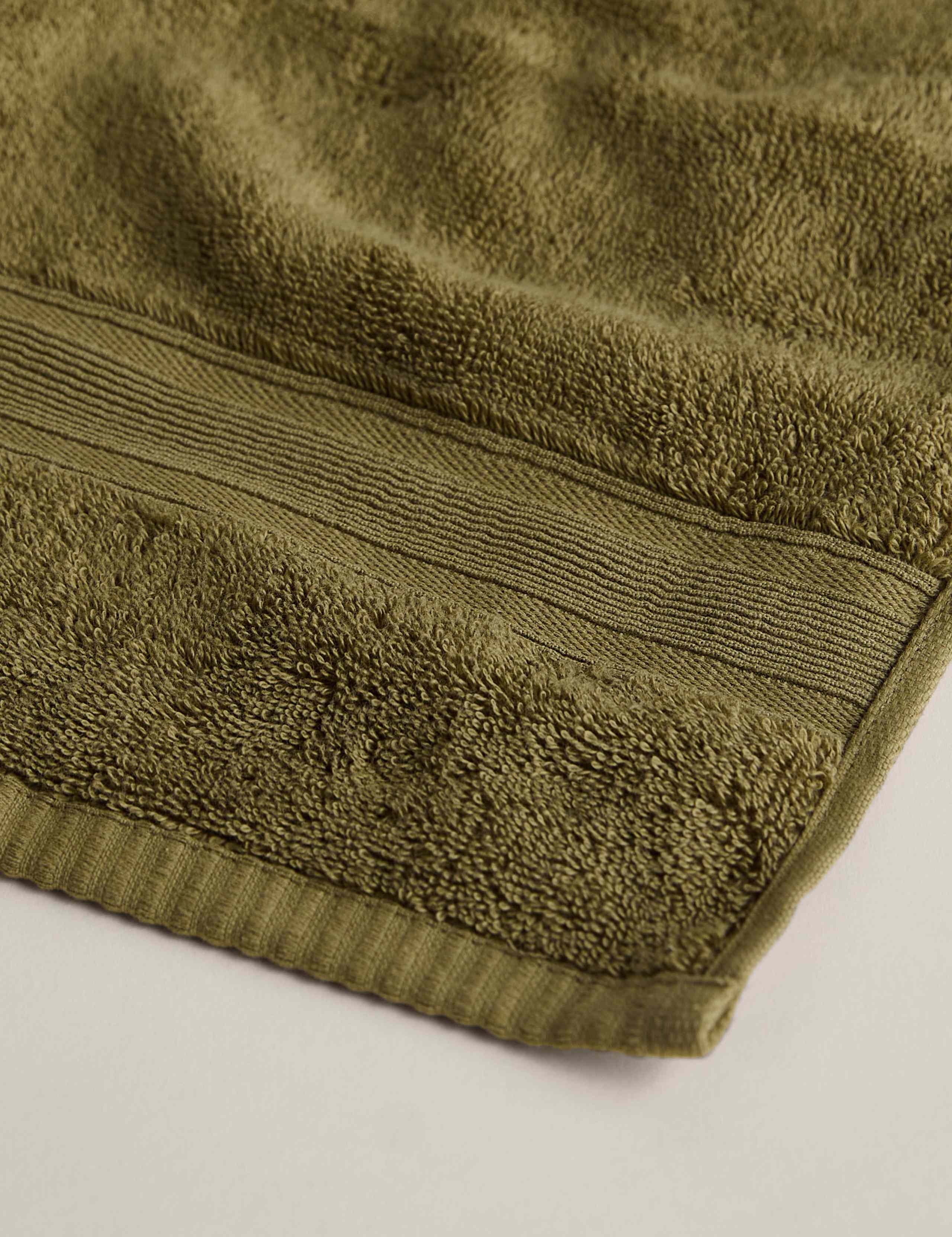 Ultimate Super Soft Pure Cotton Towel 4 of 4