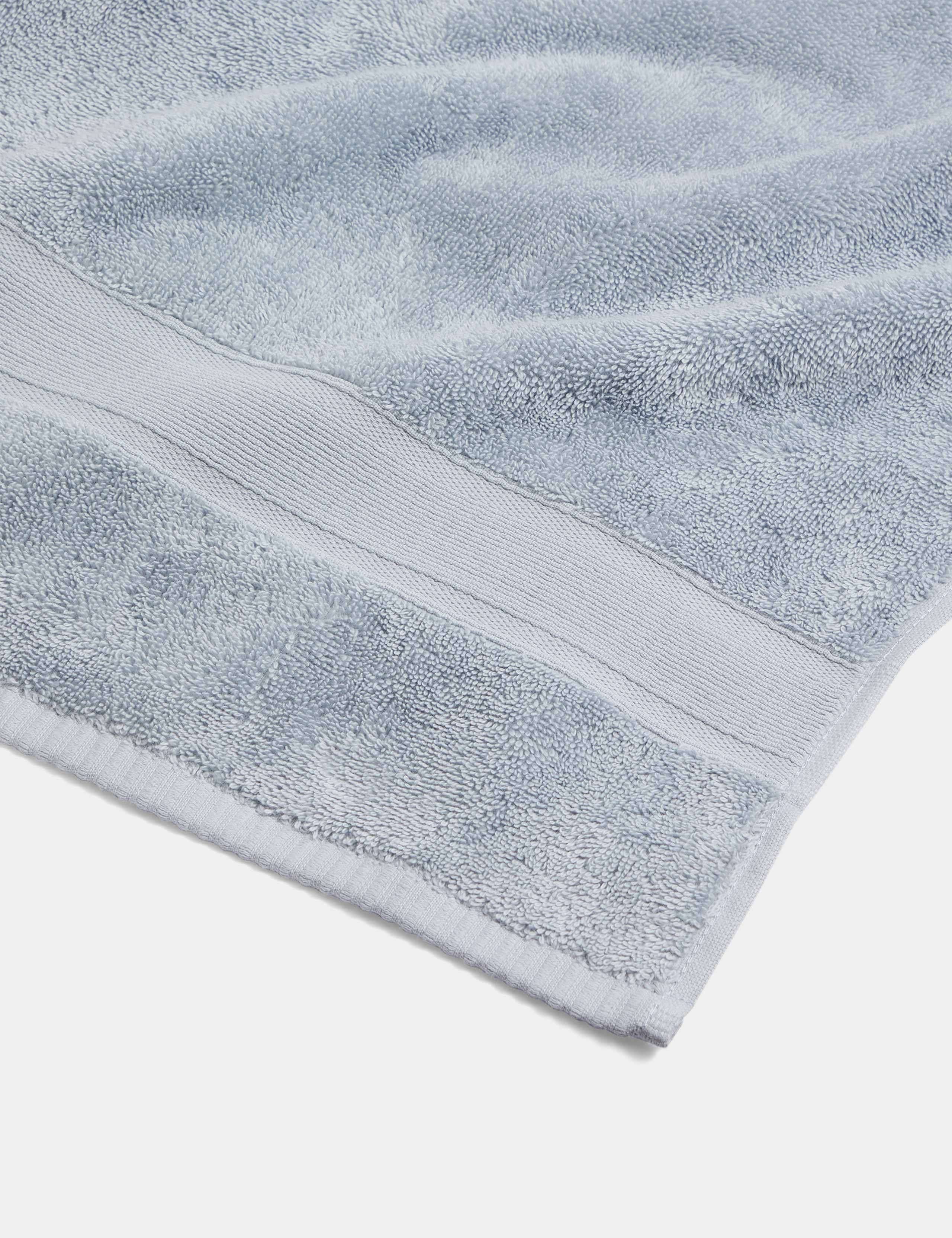Ultimate Super Soft Pure Cotton Towel 4 of 4