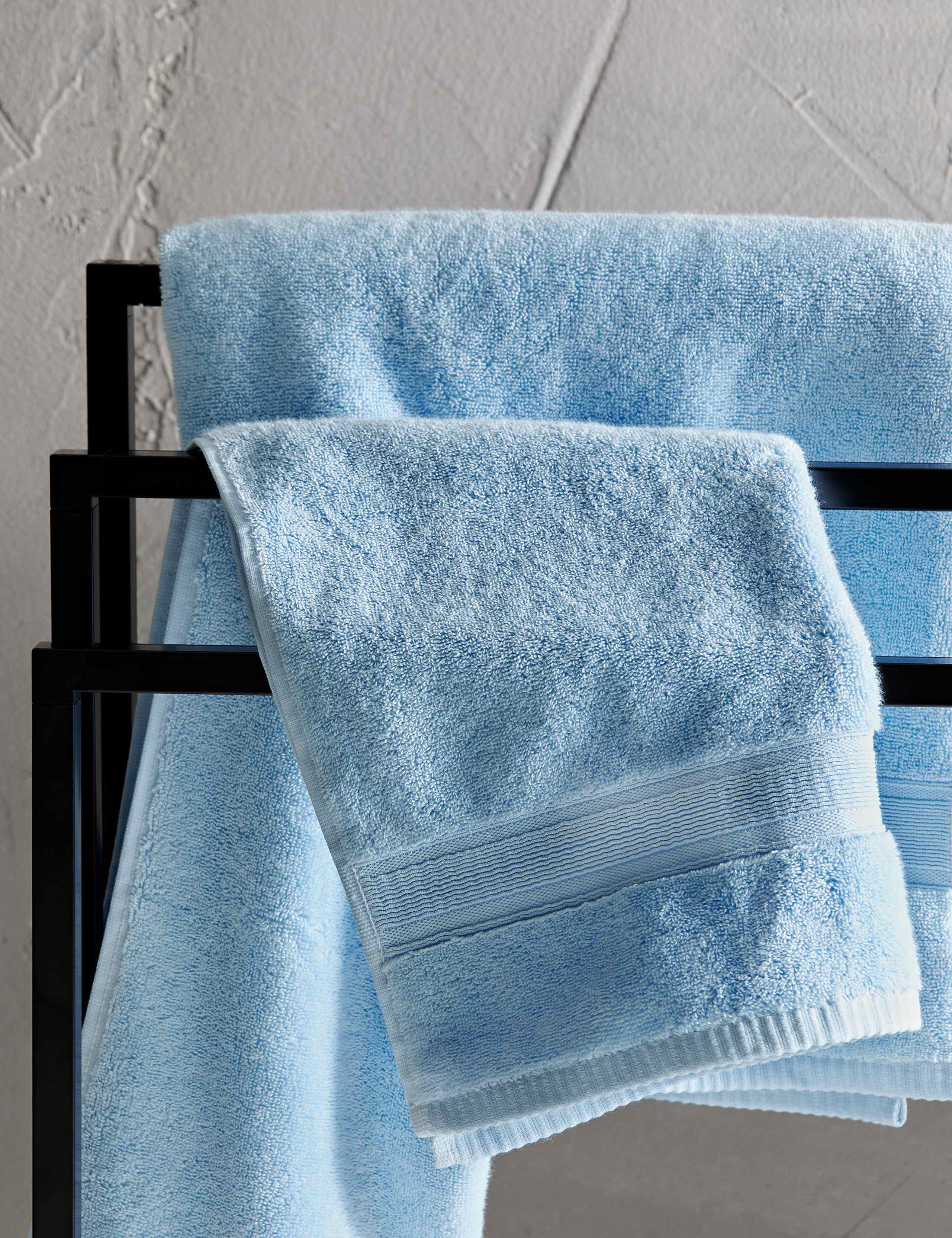 Ultimate Super Soft Pure Cotton Towel 4 of 5