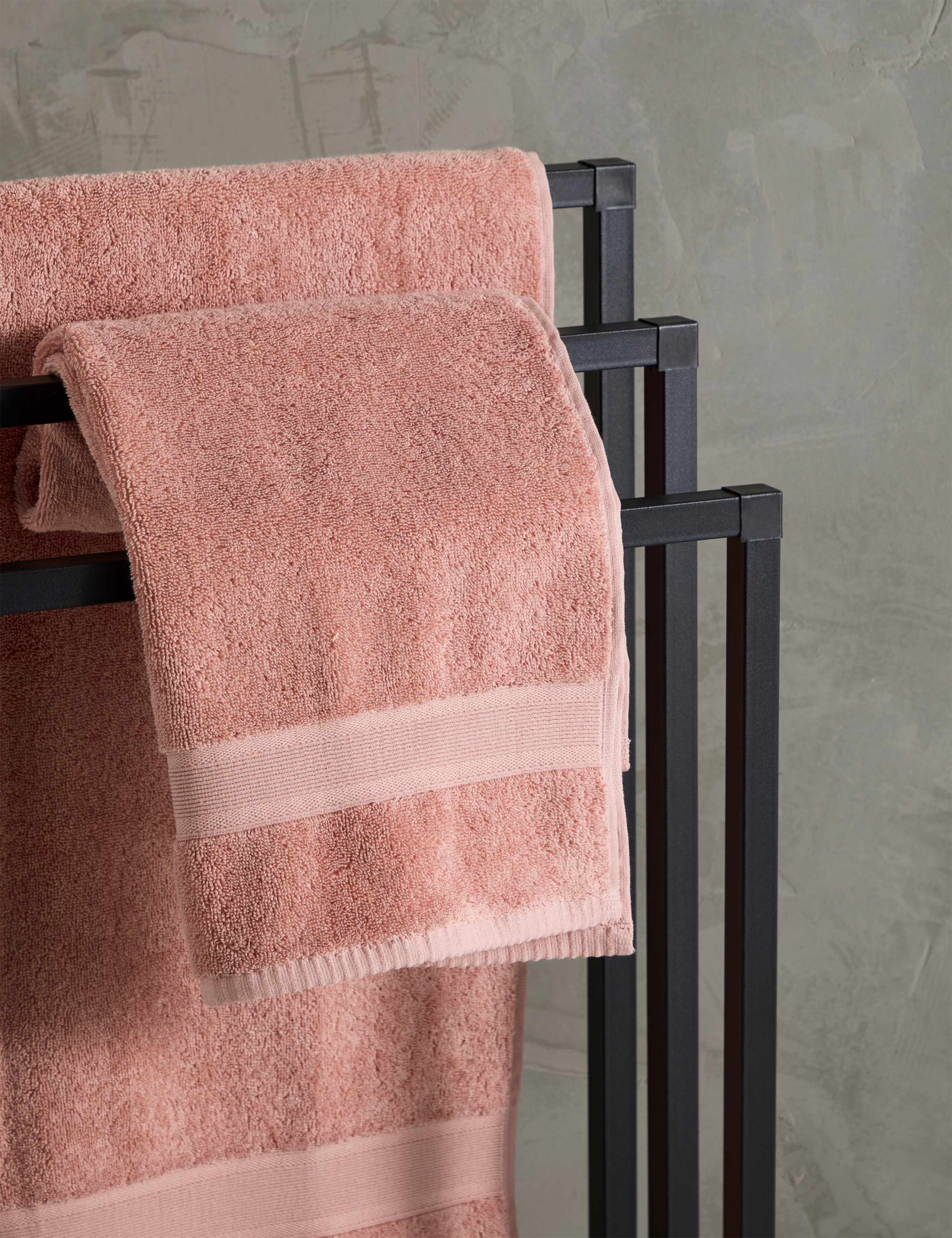 Super Soft Pure Cotton Towel 4 of 7