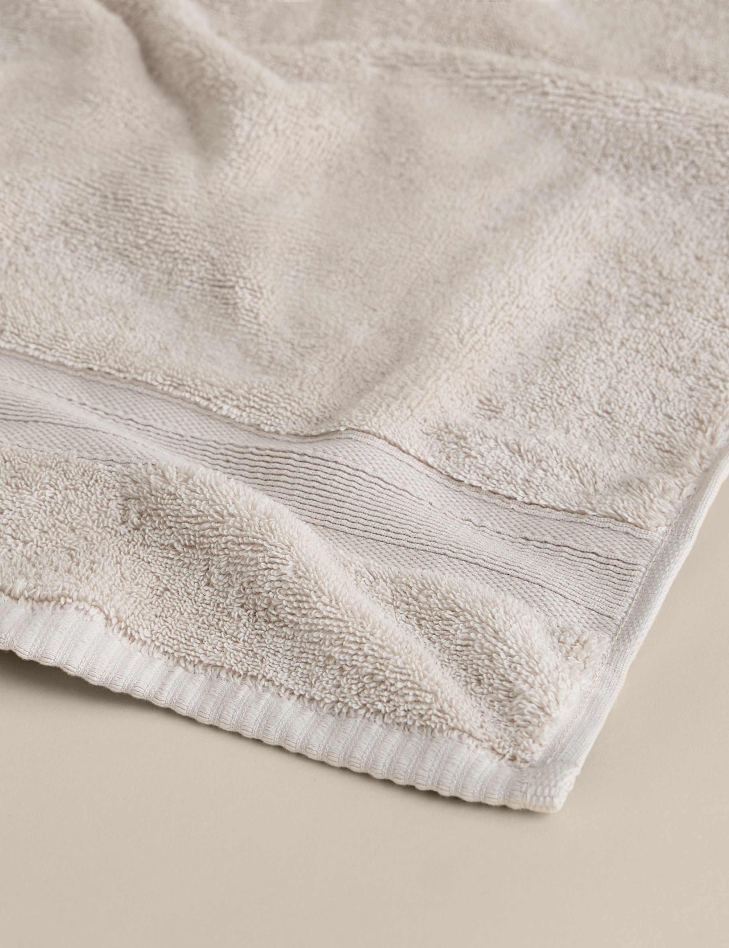 Super Soft Pure Cotton Towel 3 of 4