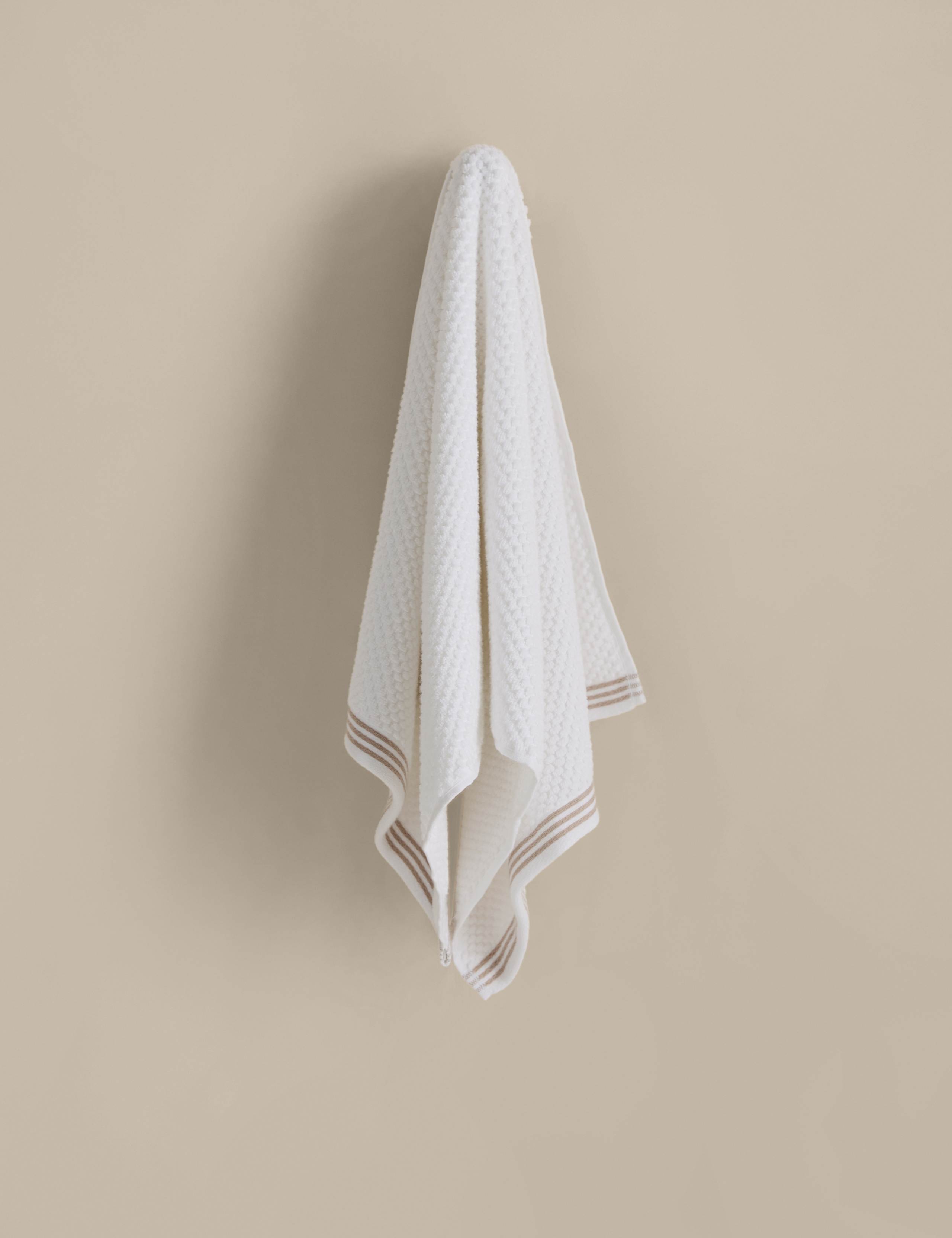 Super Soft Pure Cotton Rice Weave Towel 3 of 4