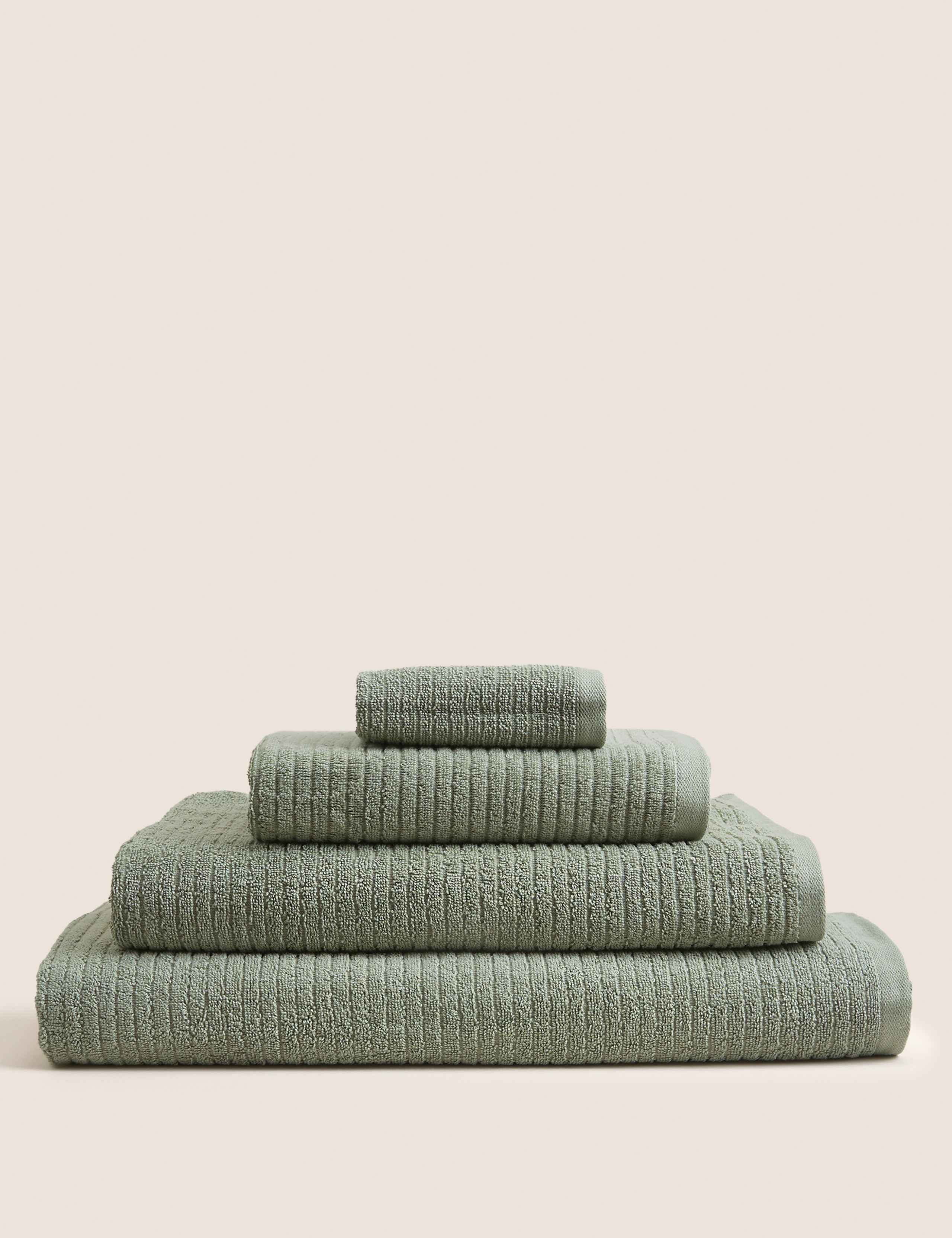 Pure Cotton Quick Dry Towel 1 of 4
