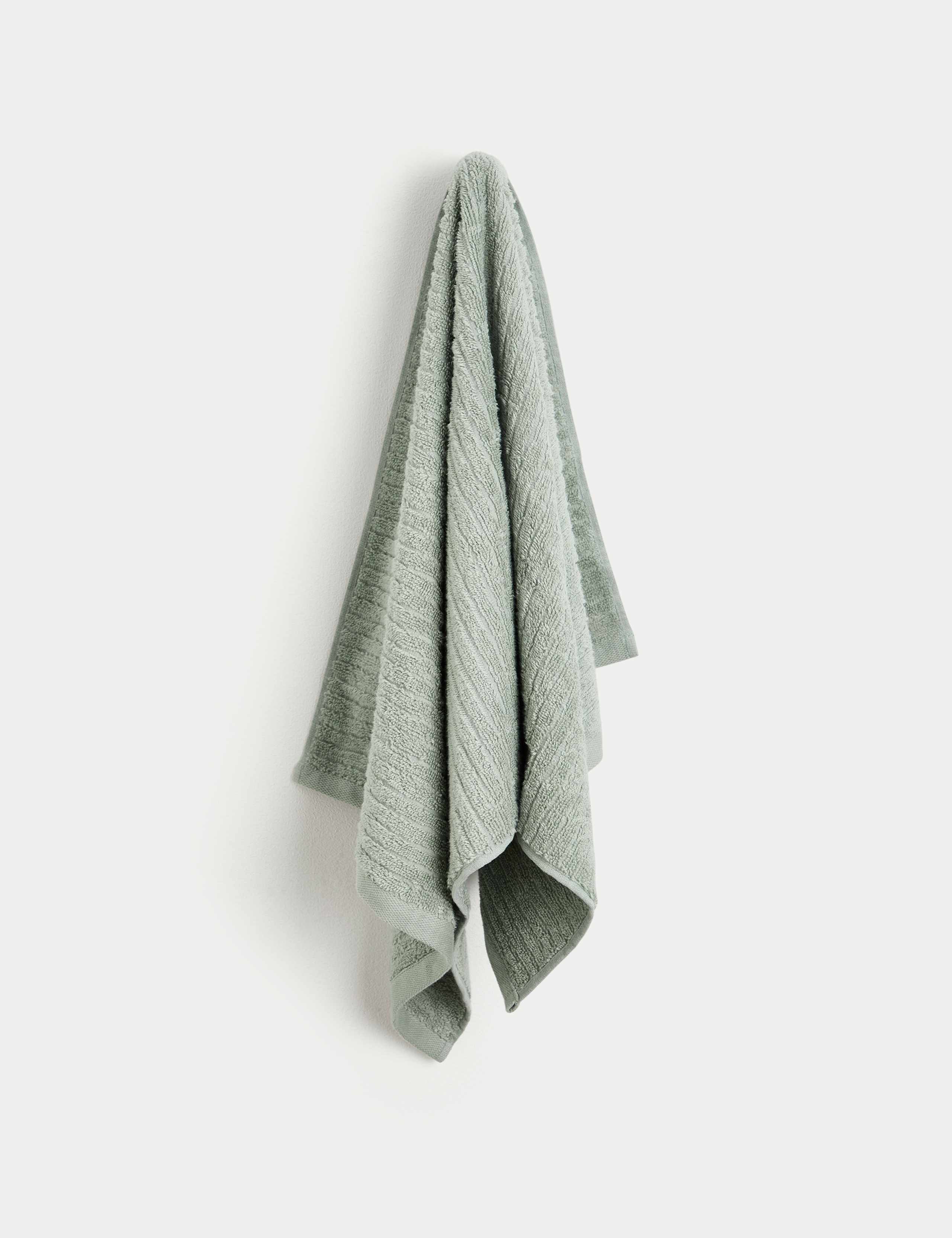 Pure Cotton Quick Dry Towel 3 of 4