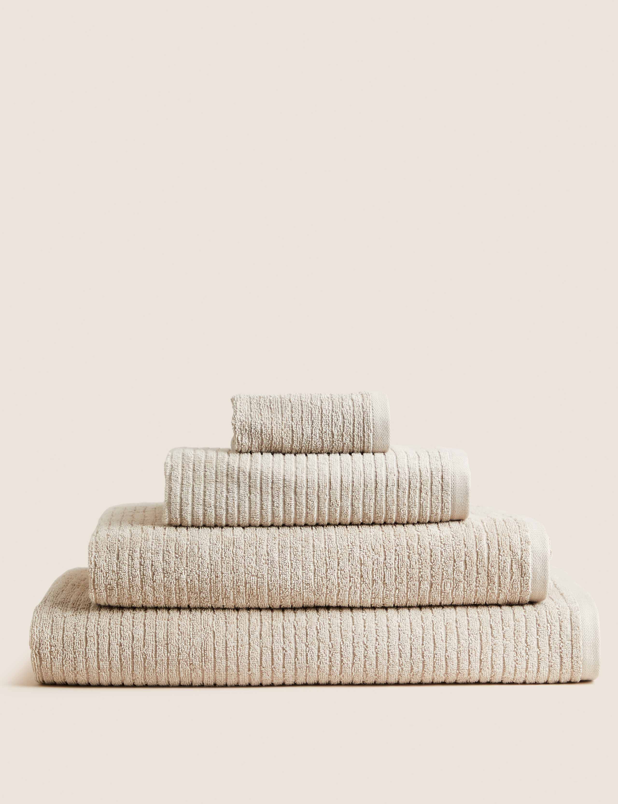 Pure Cotton Quick Dry Towel 1 of 4