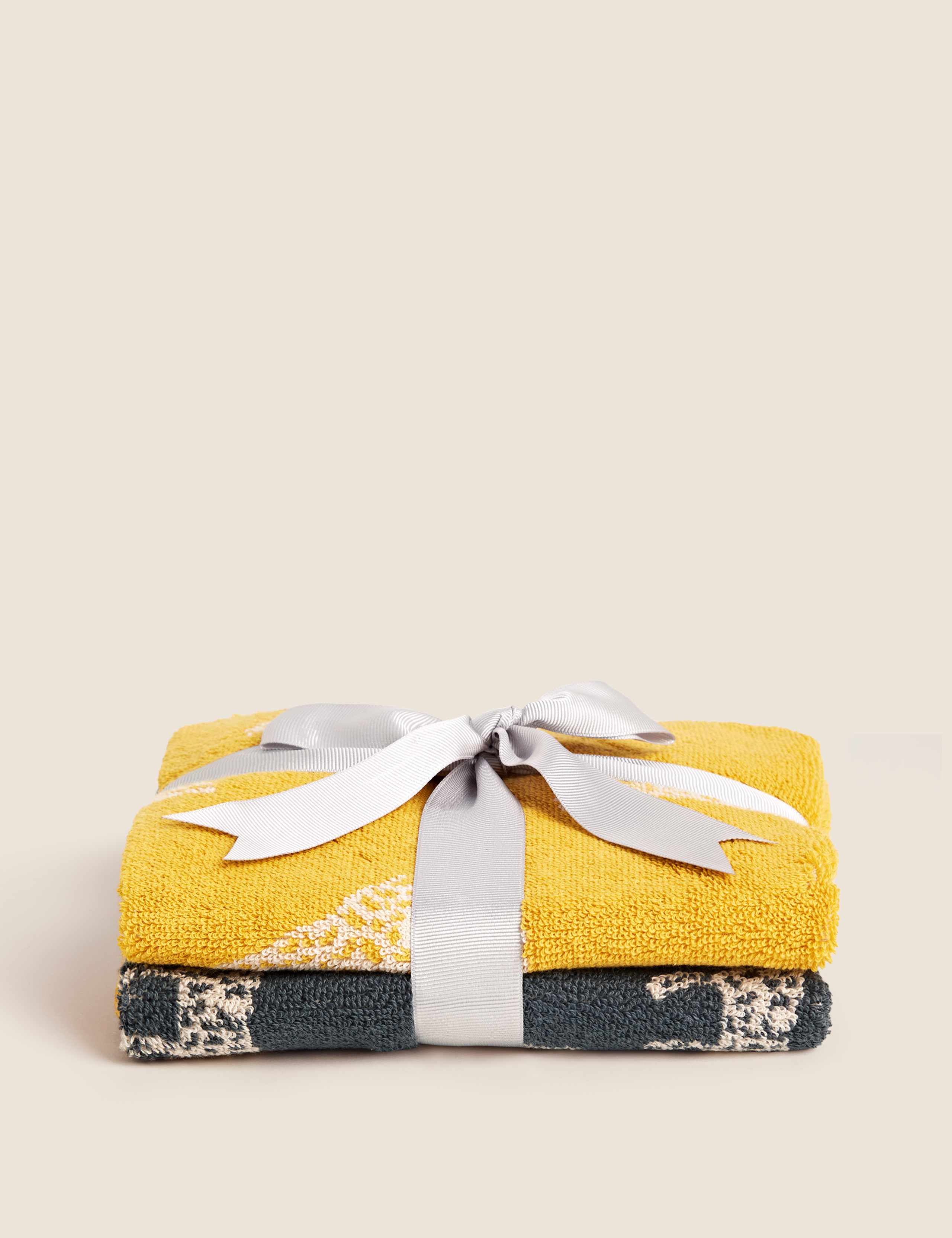 2 Pack Pure Cotton Safari Towels 1 of 6