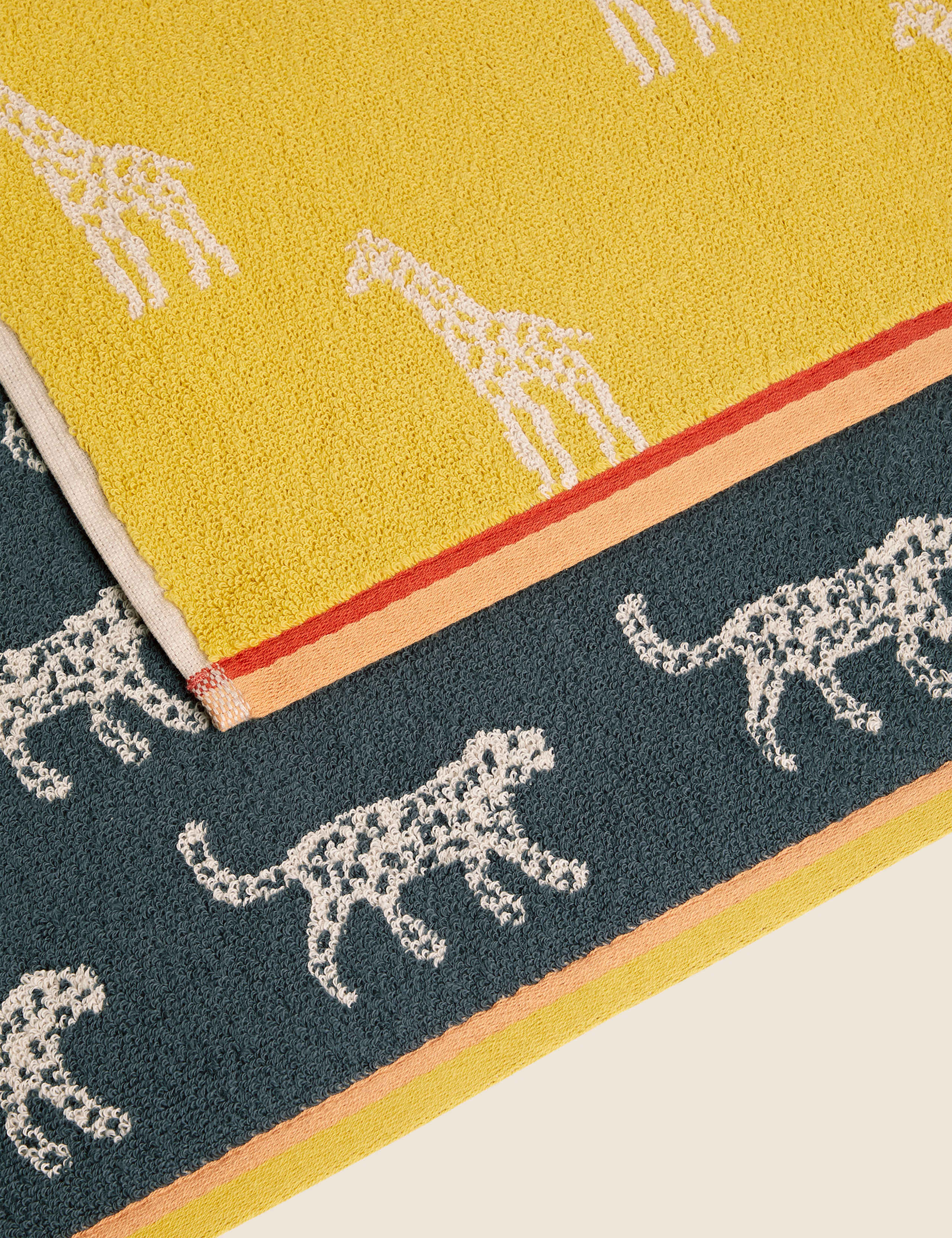 2 Pack Pure Cotton Safari Towels 2 of 6