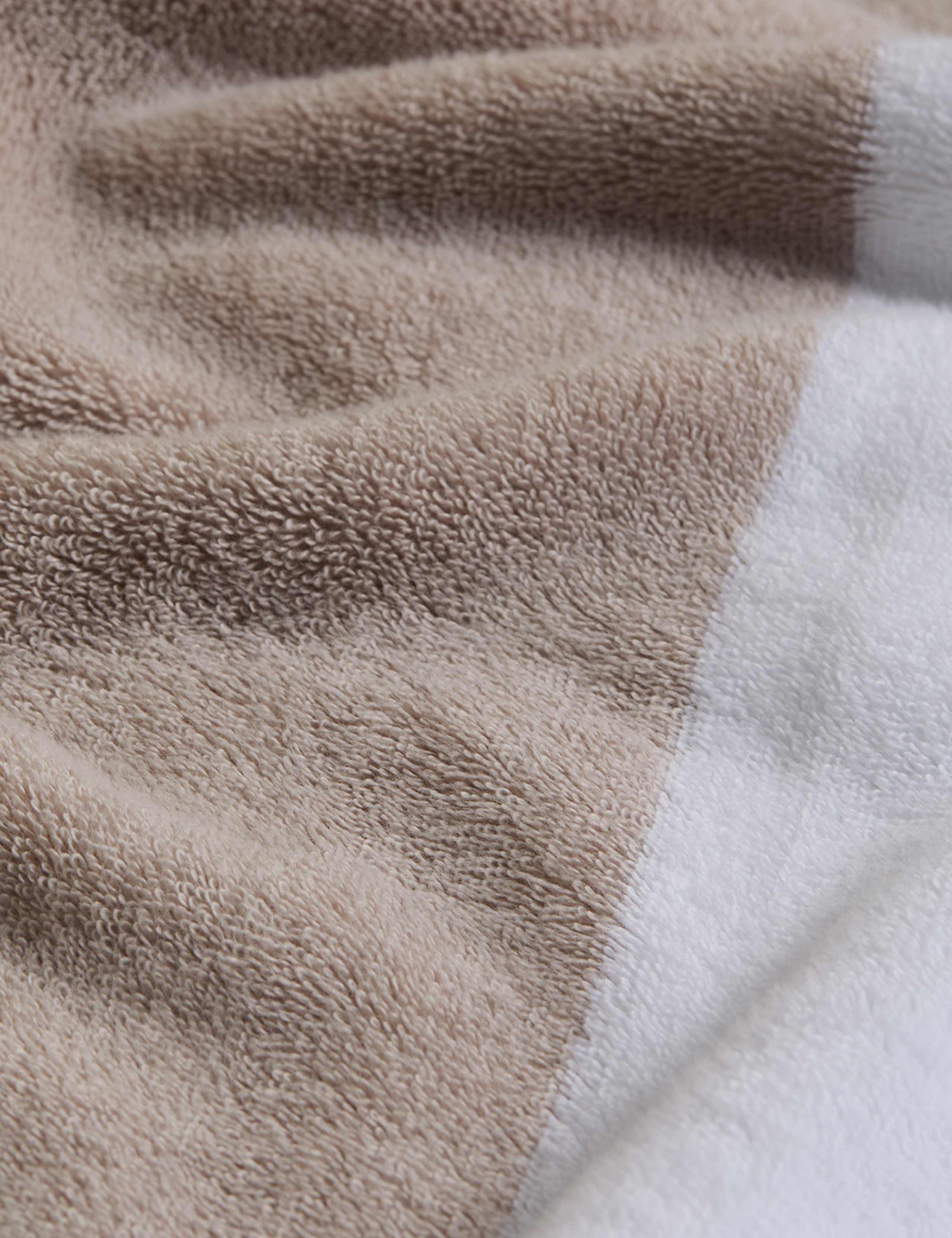 Turkish Cotton Central Band Towel 4 of 5