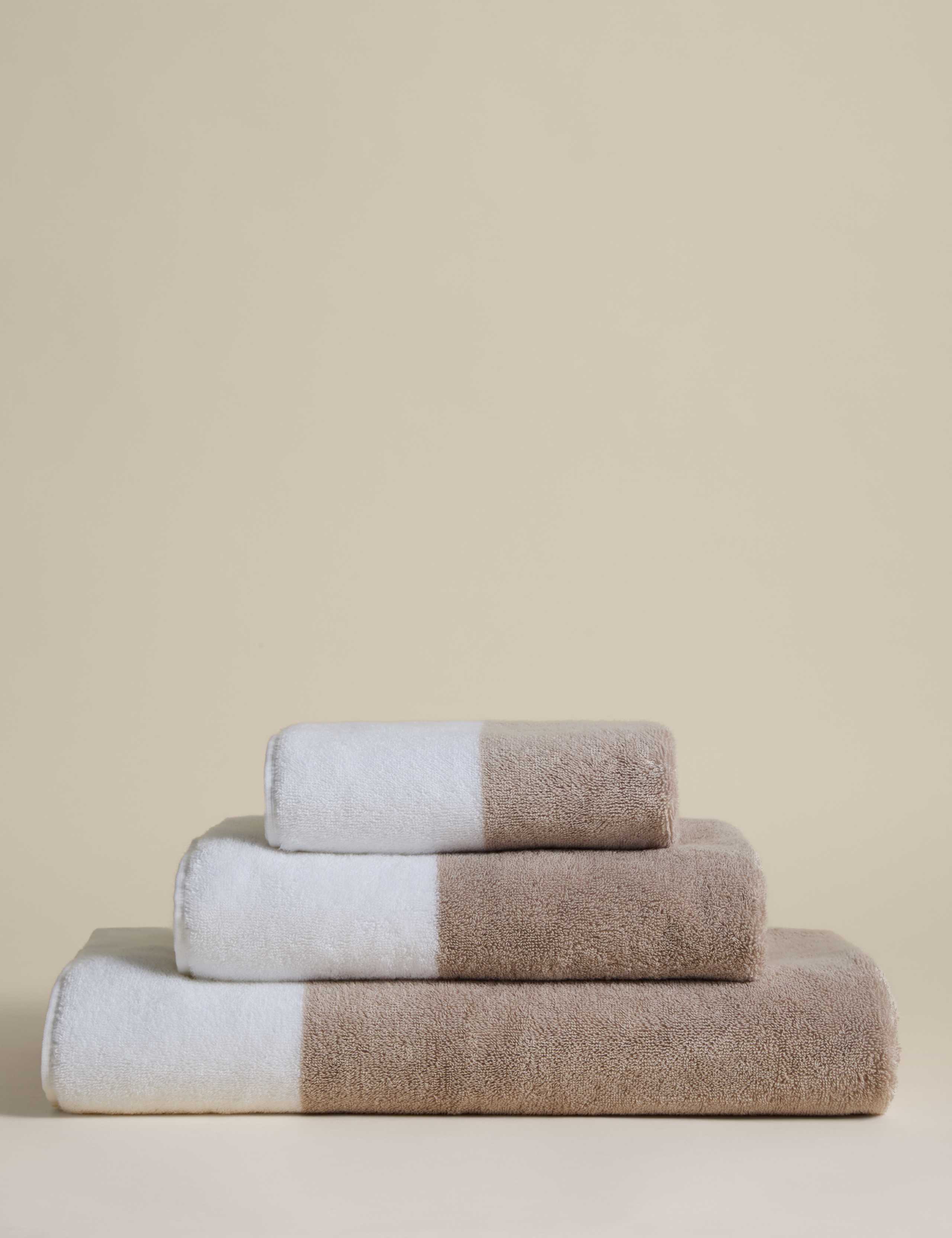 Turkish Cotton Central Band Towel 2 of 5