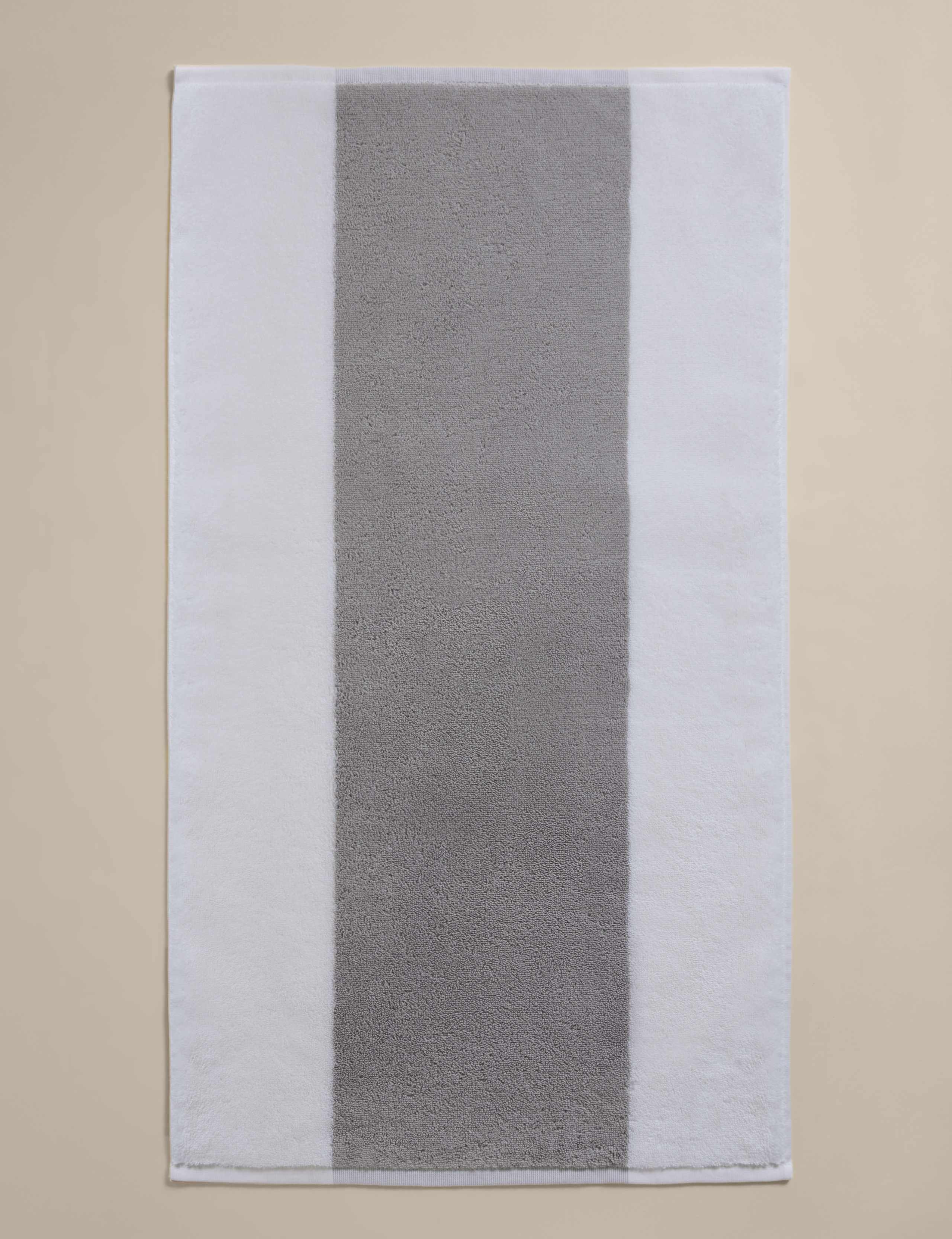 Turkish Cotton Central Band Towel 5 of 5