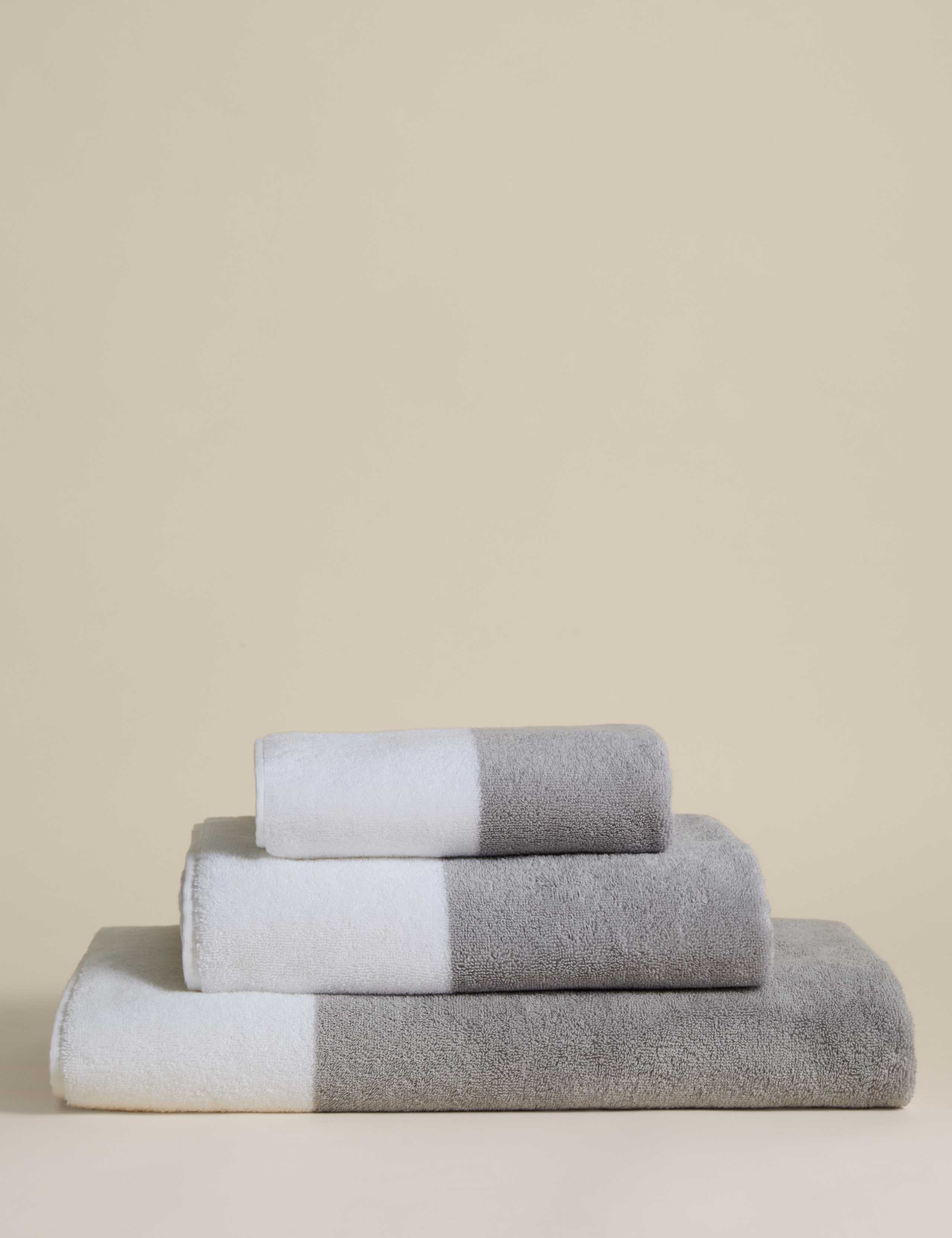 Turkish Cotton Central Band Towel 2 of 5