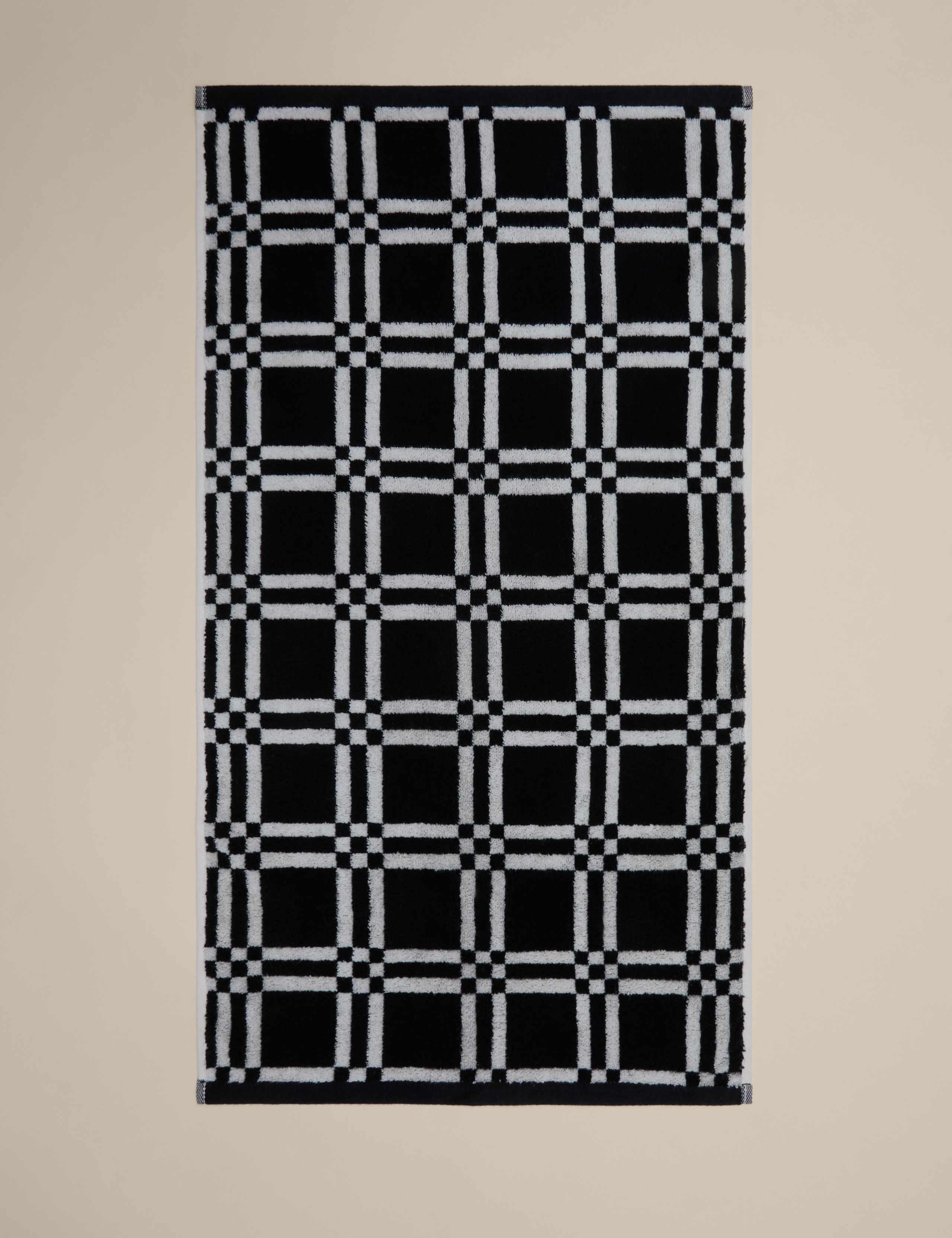 Kelly Hoppen Pure Cotton Geometric Towel 5 of 5