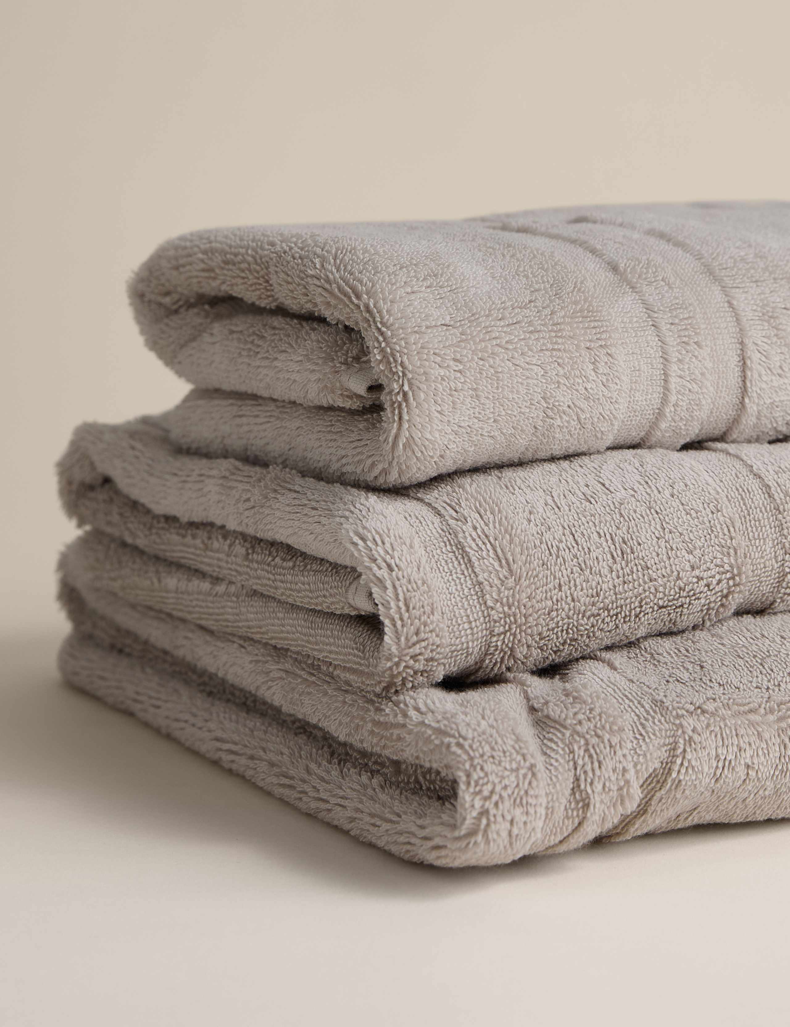 Luxury Egyptian Cotton Striped Towel 2 of 4