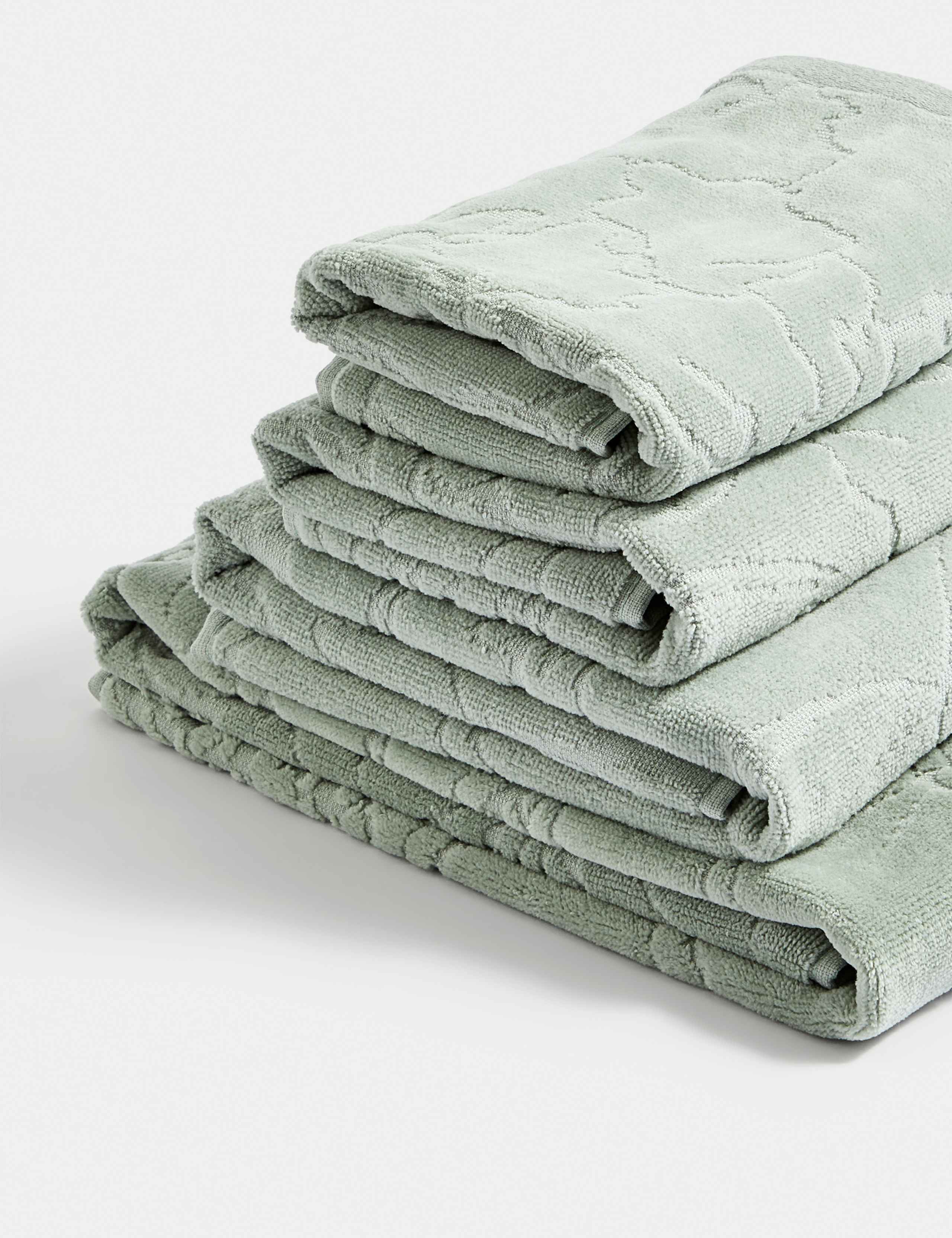 Pure Cotton Linear Floral Towel 3 of 5