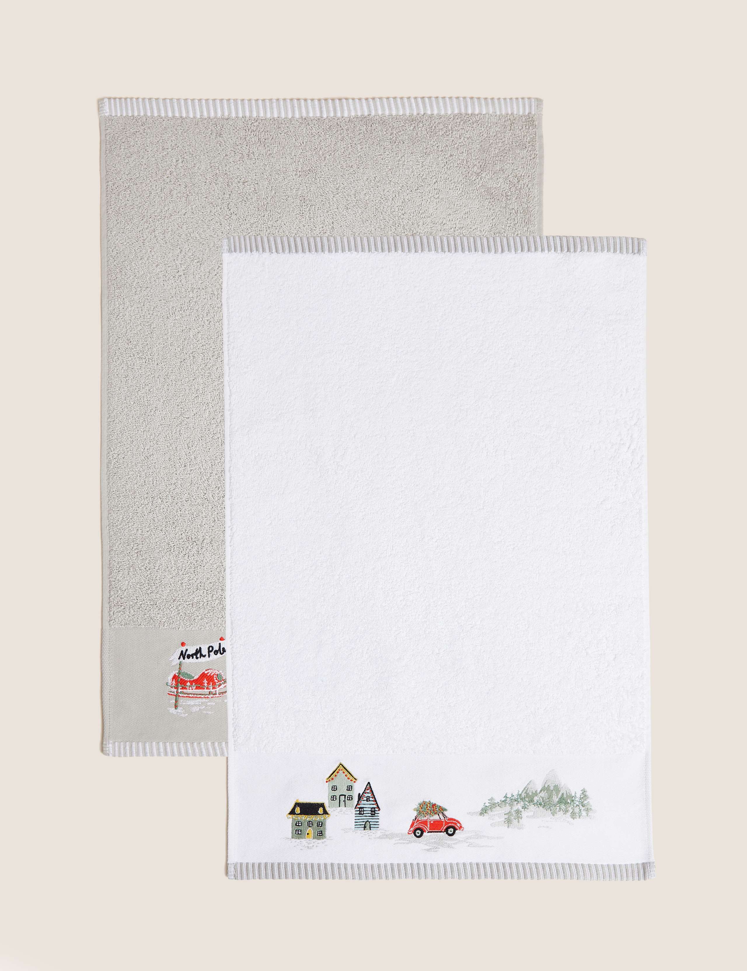 Set of 2 Pure Cotton North Pole Towels 1 of 8