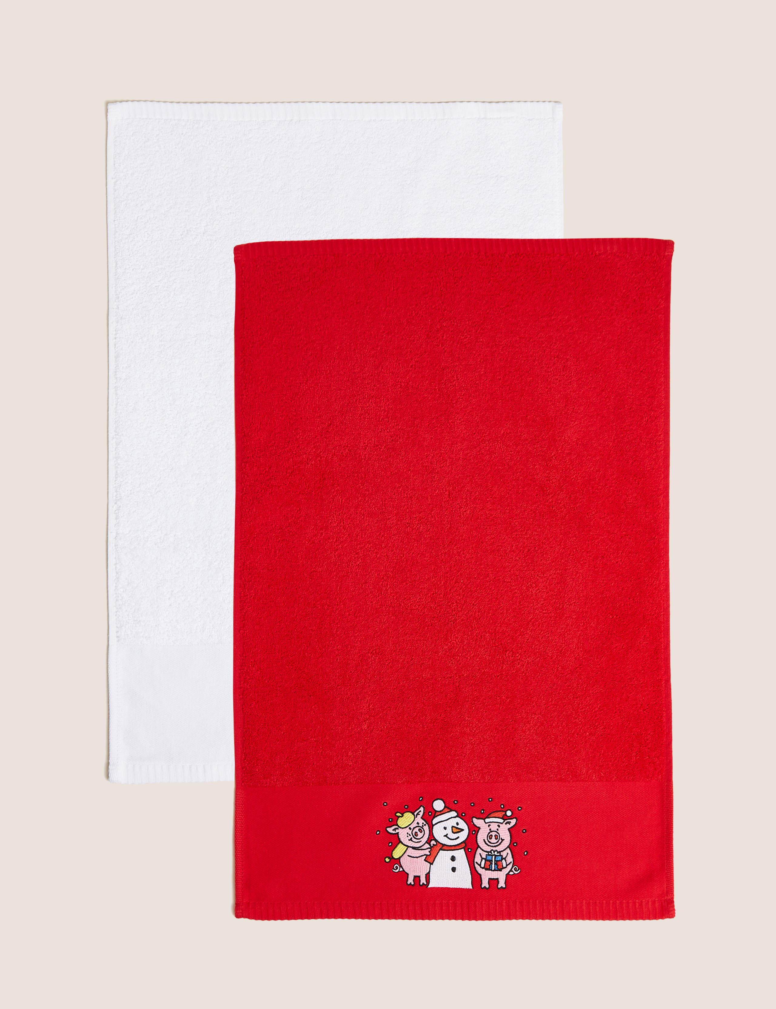 Set of 2 Pure Cotton Percy Pig™ Towels 1 of 8