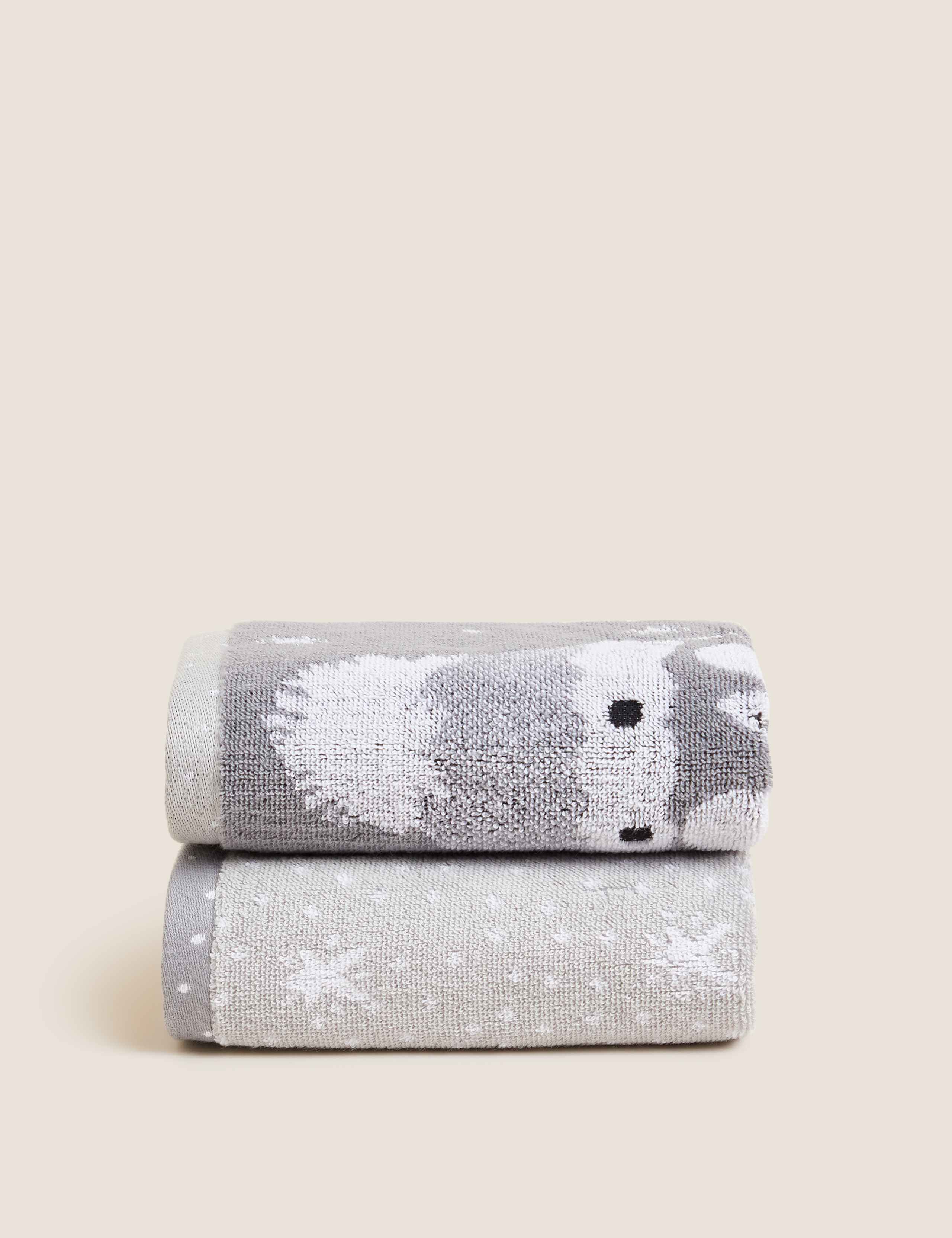 Set of 2 Pure Cotton Penguin Guest Towels 5 of 7