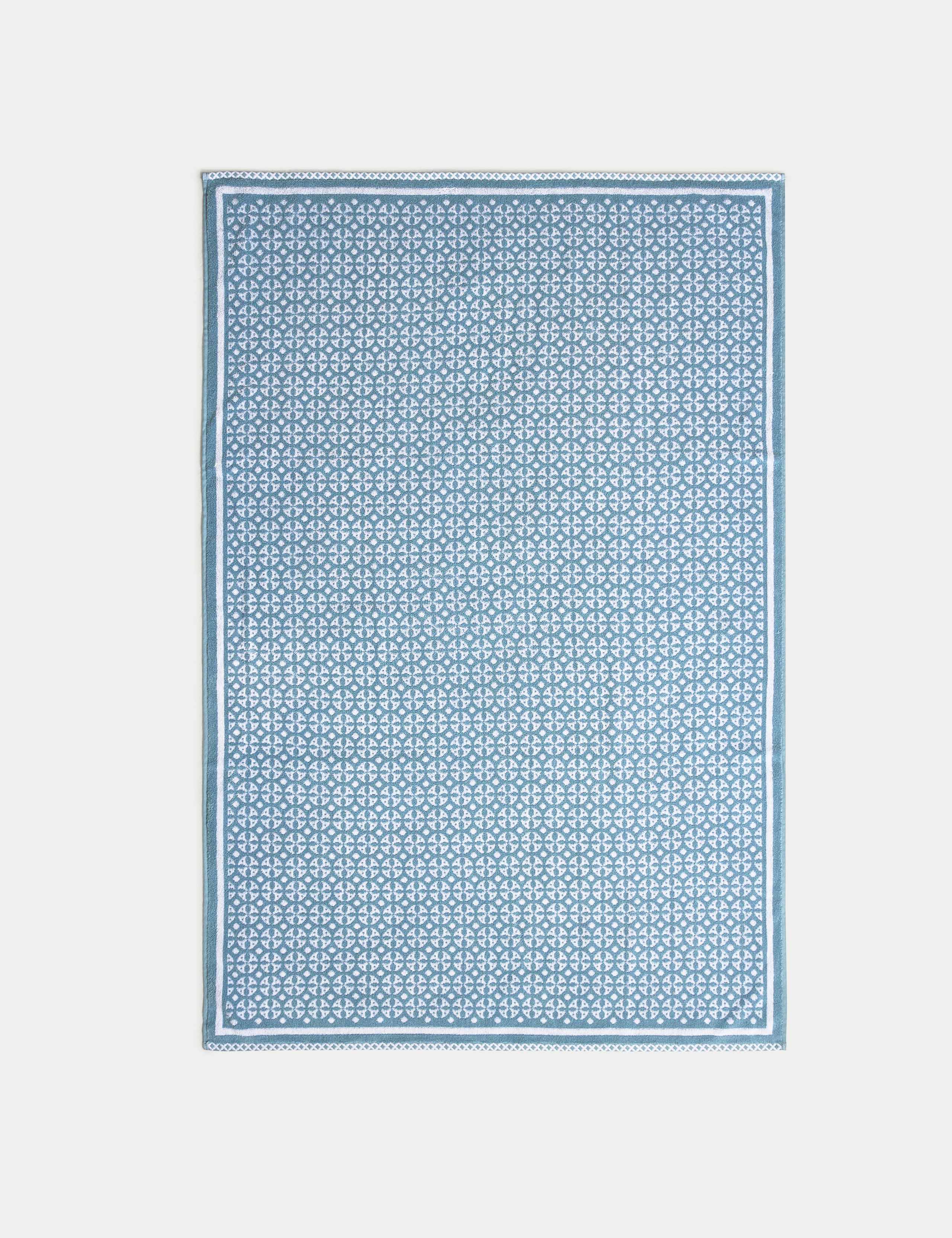 Pure Cotton Geometric Circle Towel 5 of 5
