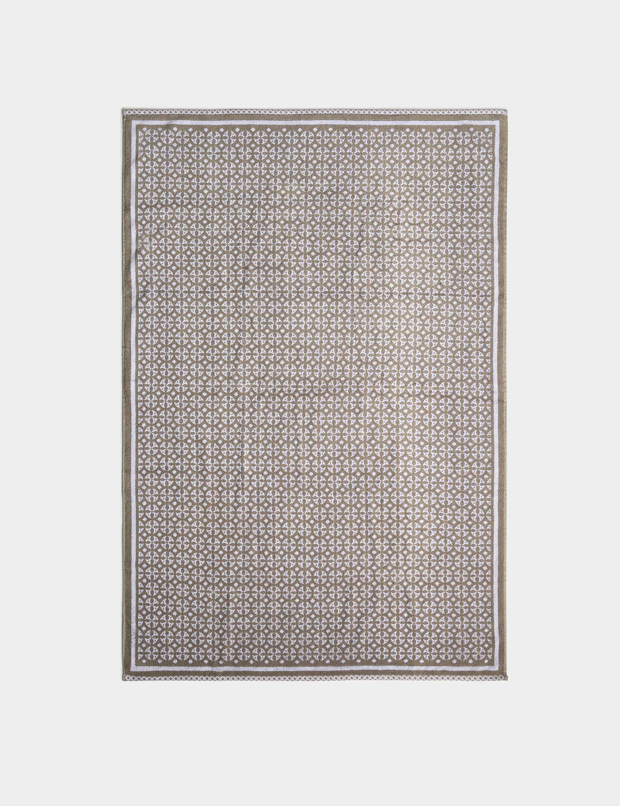 Pure Cotton Geometric Circle Towel 5 of 5