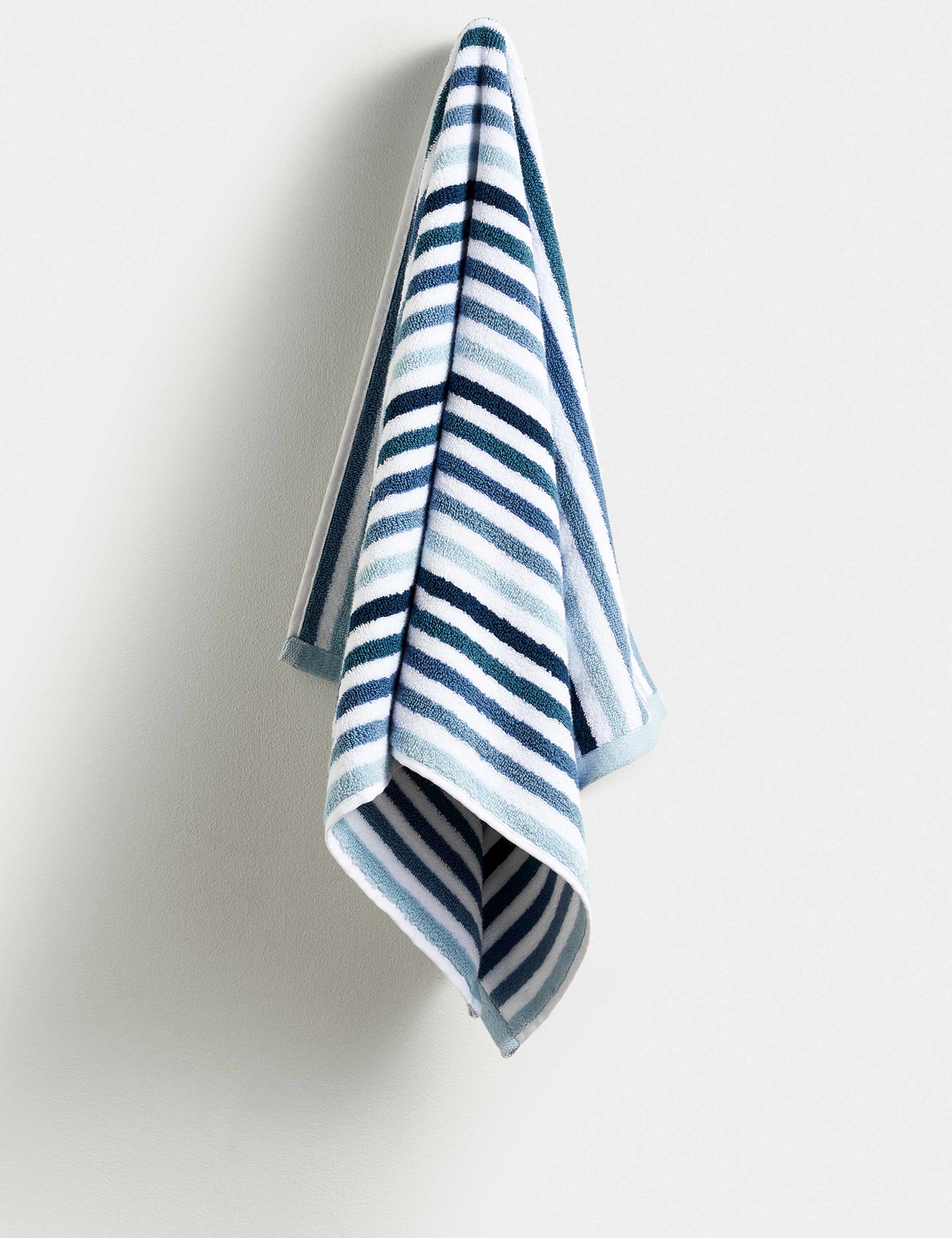 Pure Cotton Striped Towel 4 of 5