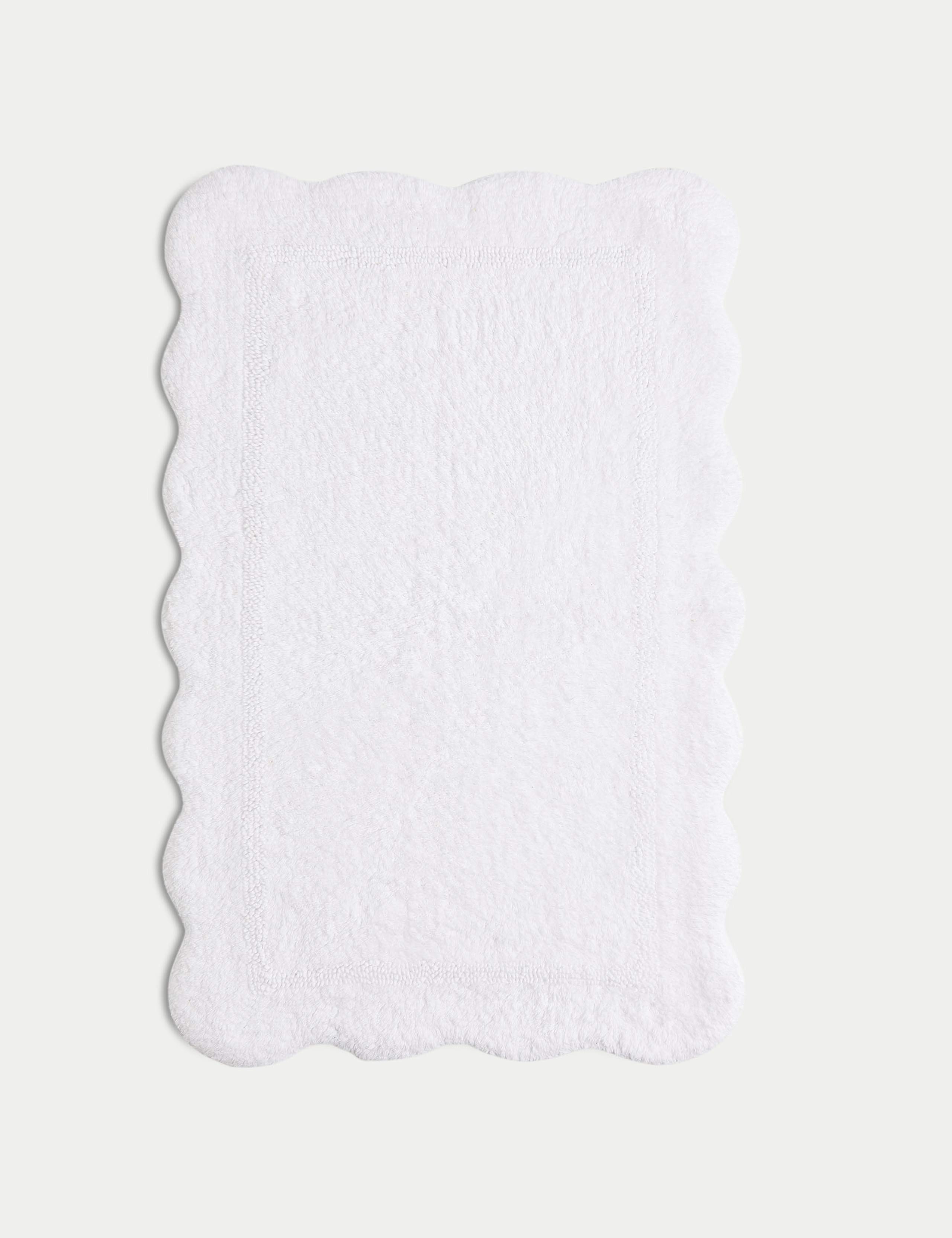 Pure Cotton Scalloped Bath Mat 2 of 2