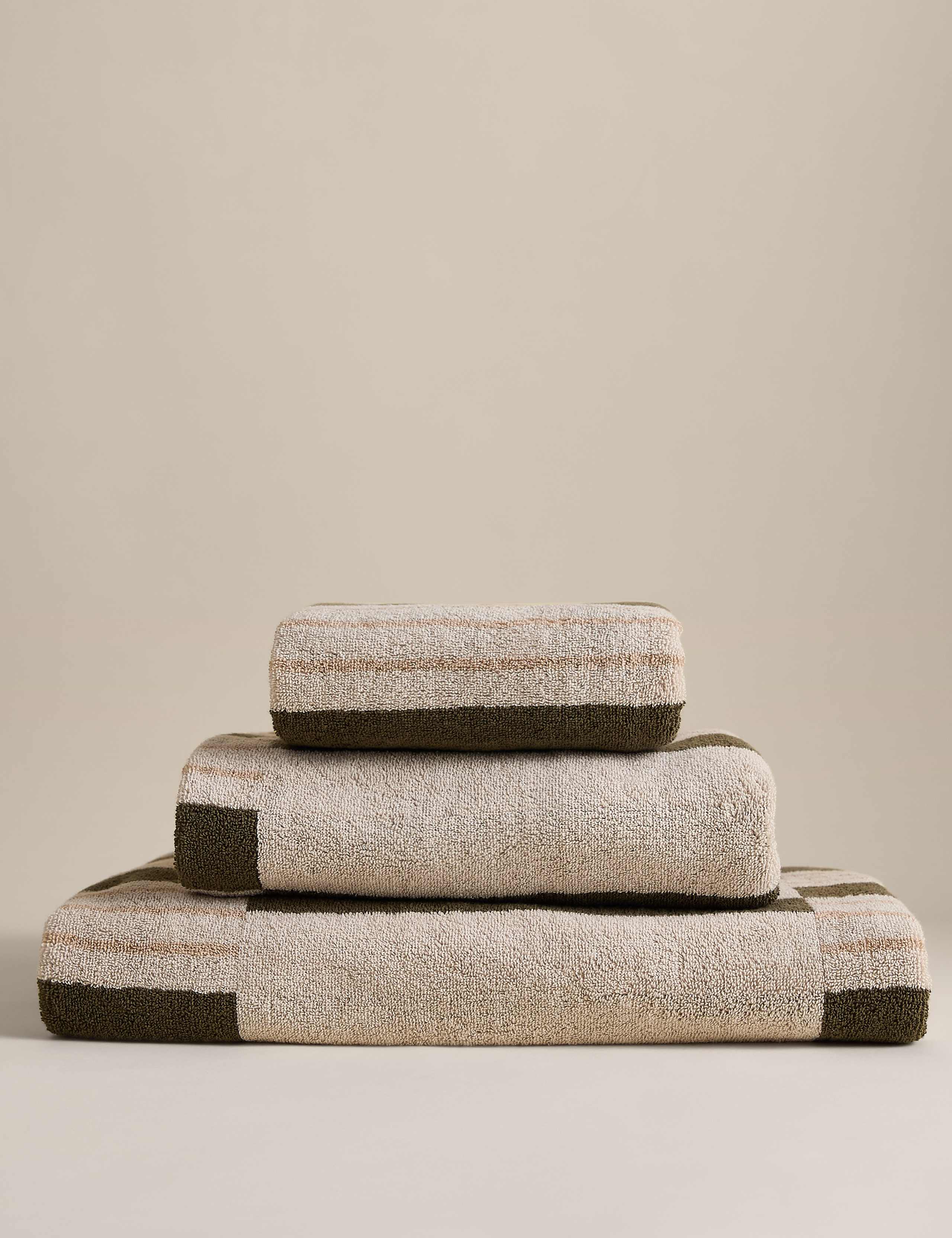 Pure Cotton Block Striped Towel 2 of 5