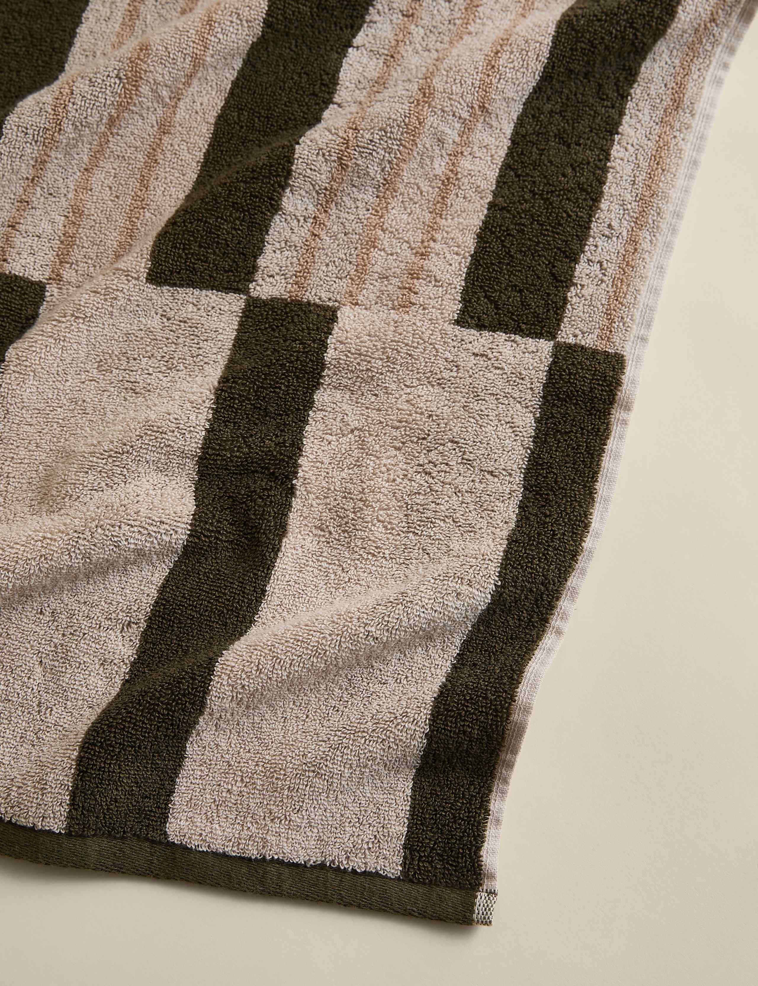 Pure Cotton Block Striped Towel 4 of 5