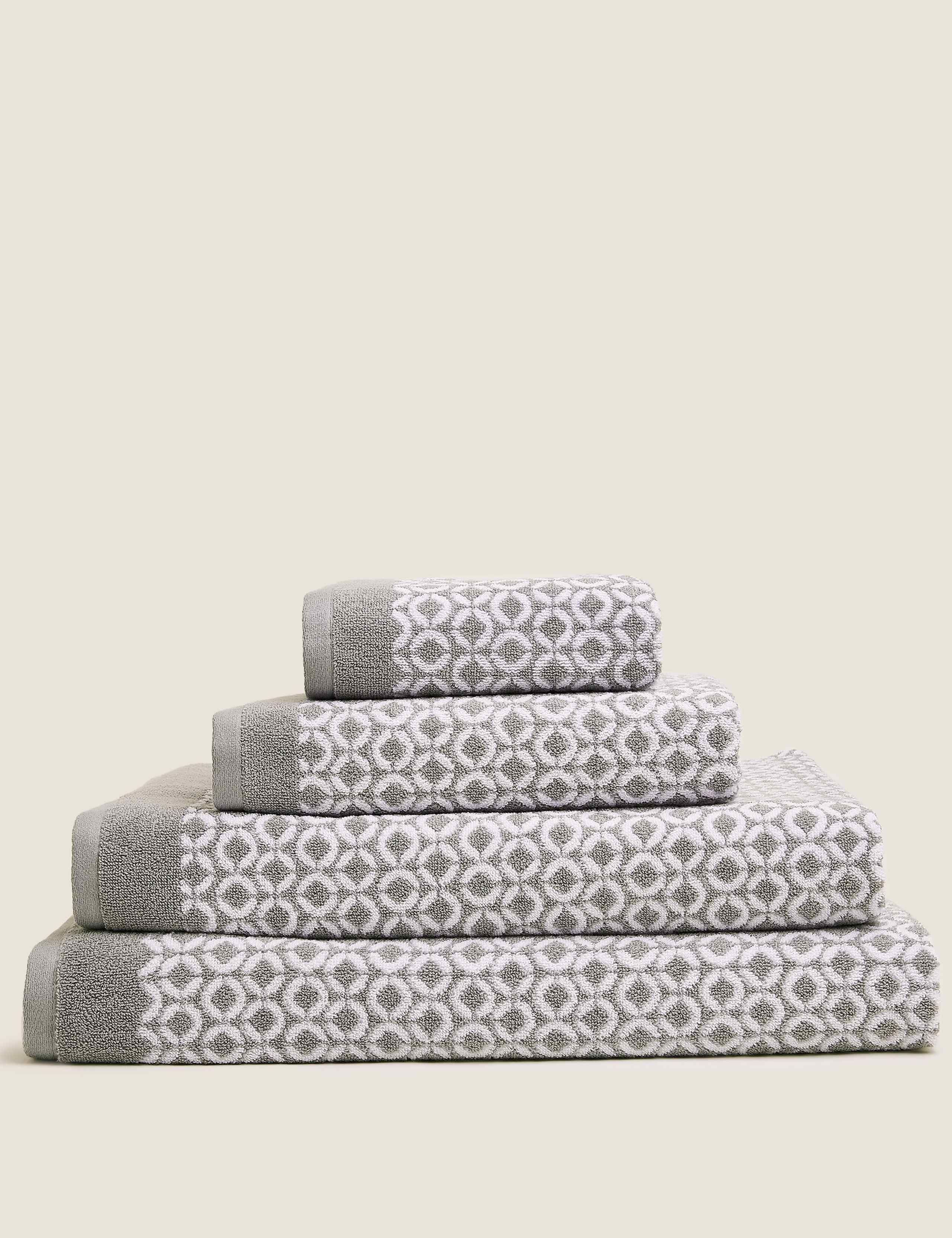 Pure Cotton Repeat Links Towel 2 of 4