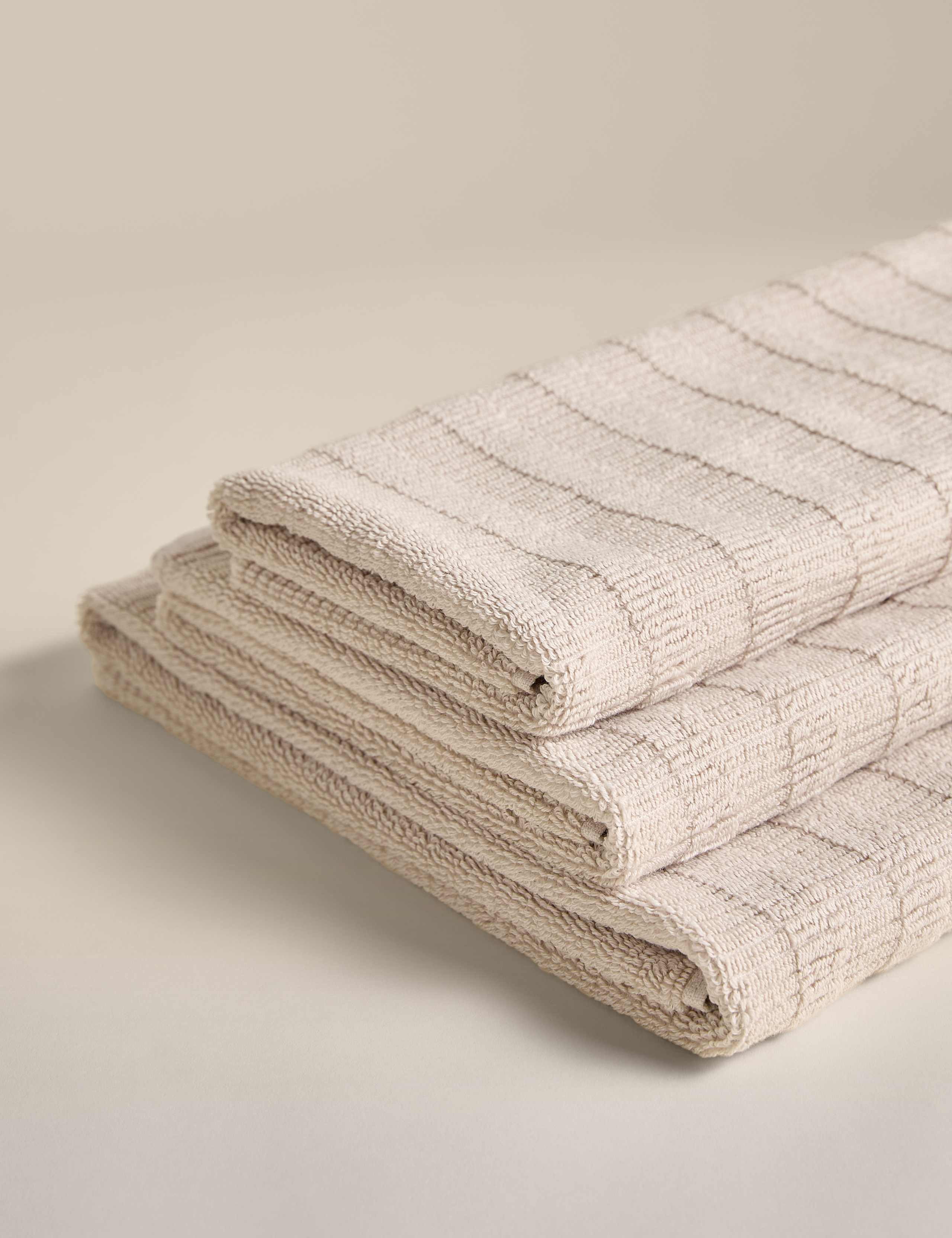Pure Cotton Textured Contrast Trim Towel 2 of 5