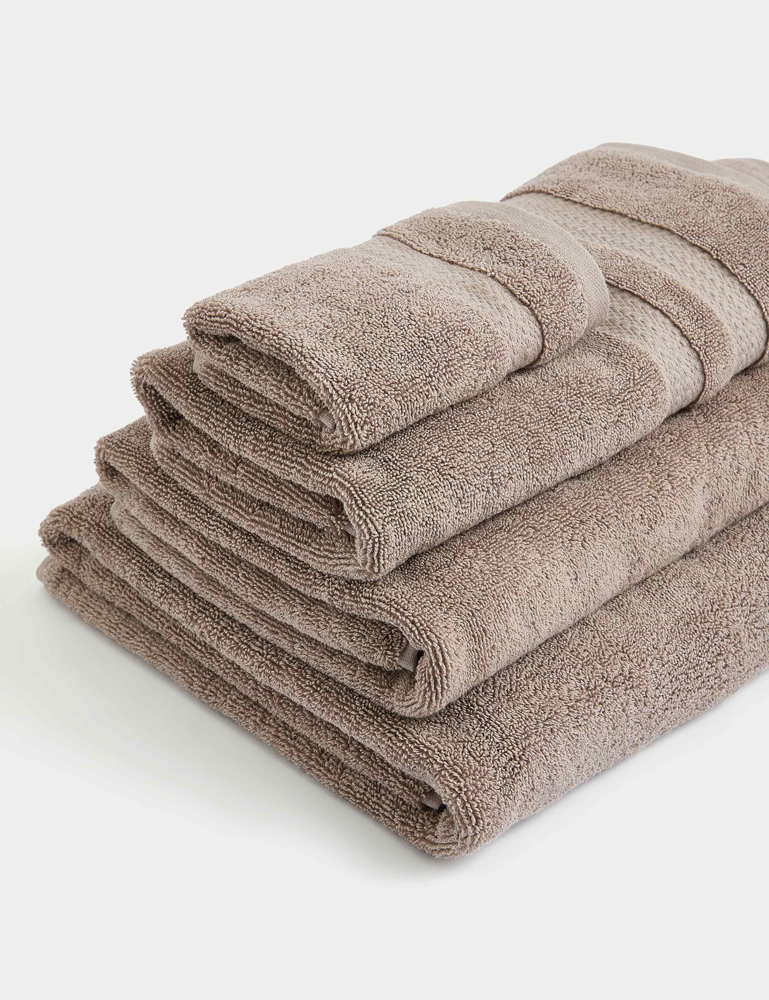 Pure Cotton Retreat Towel 2 of 4