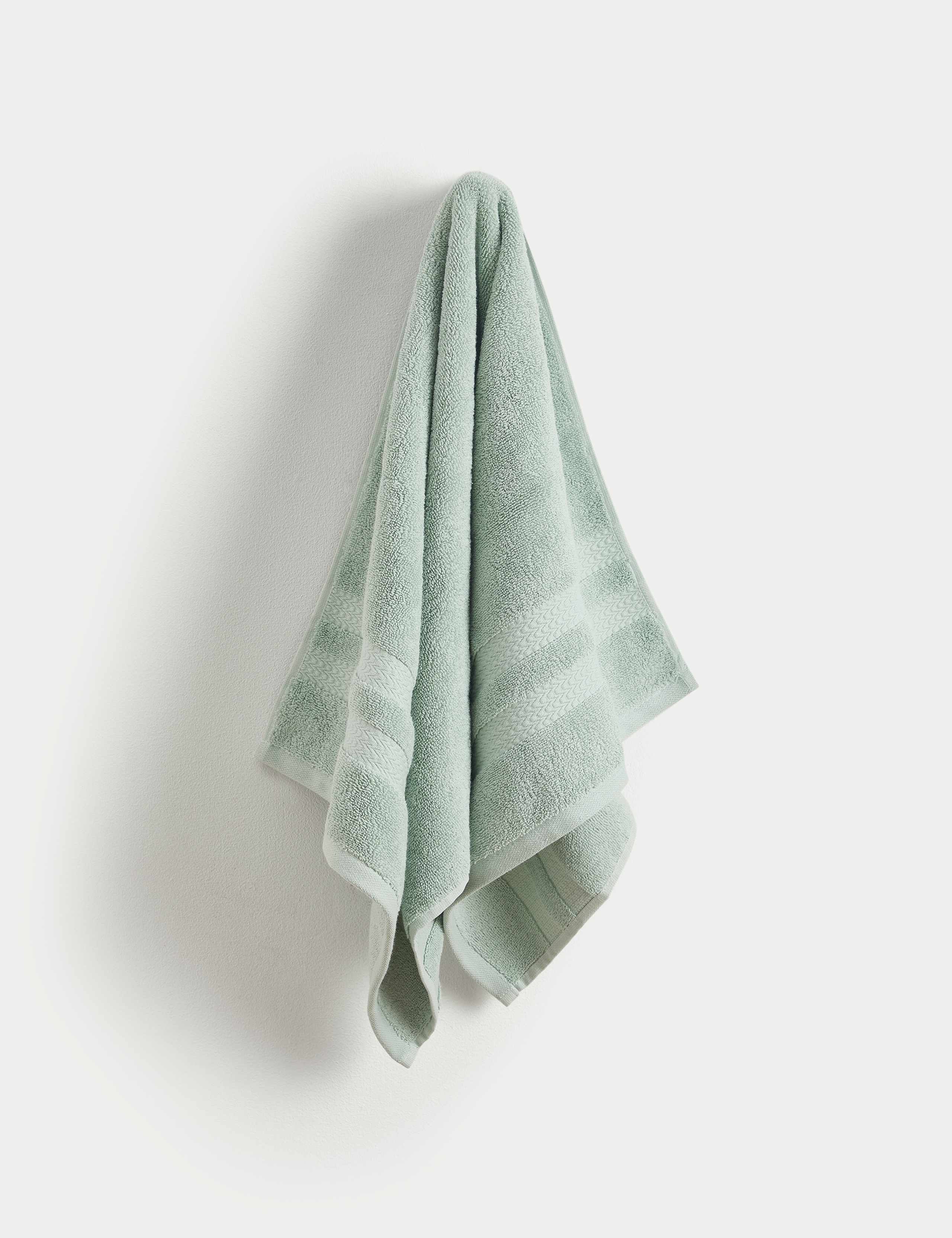 Pure Cotton Retreat Towel 3 of 4