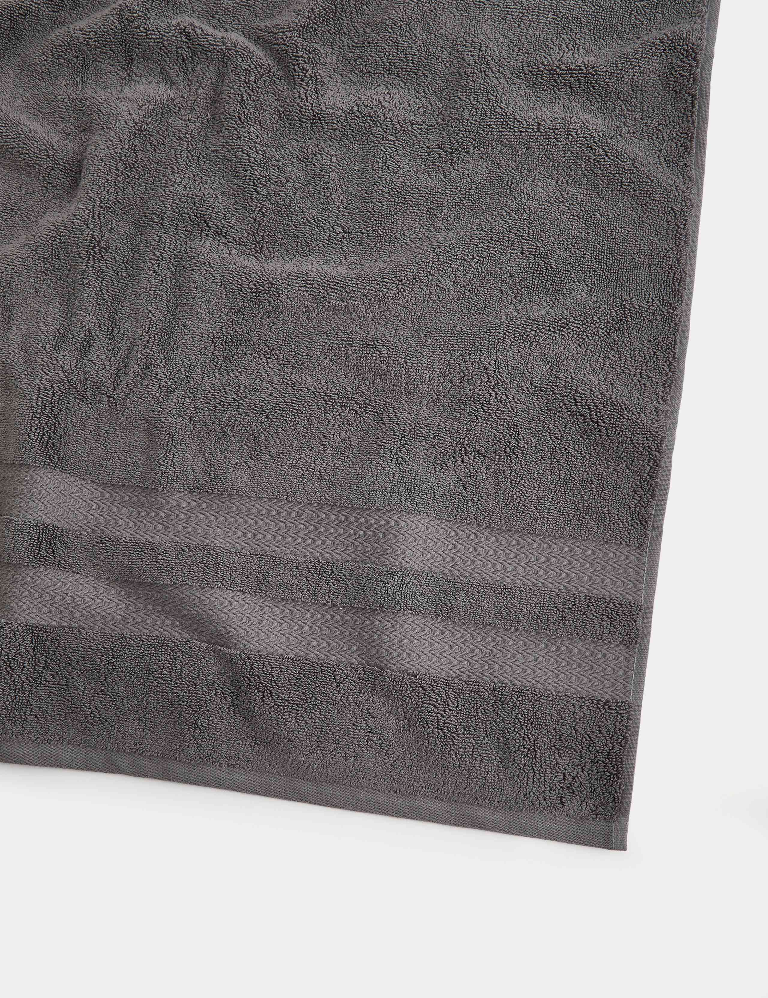 Pure Cotton Retreat Towel 4 of 4