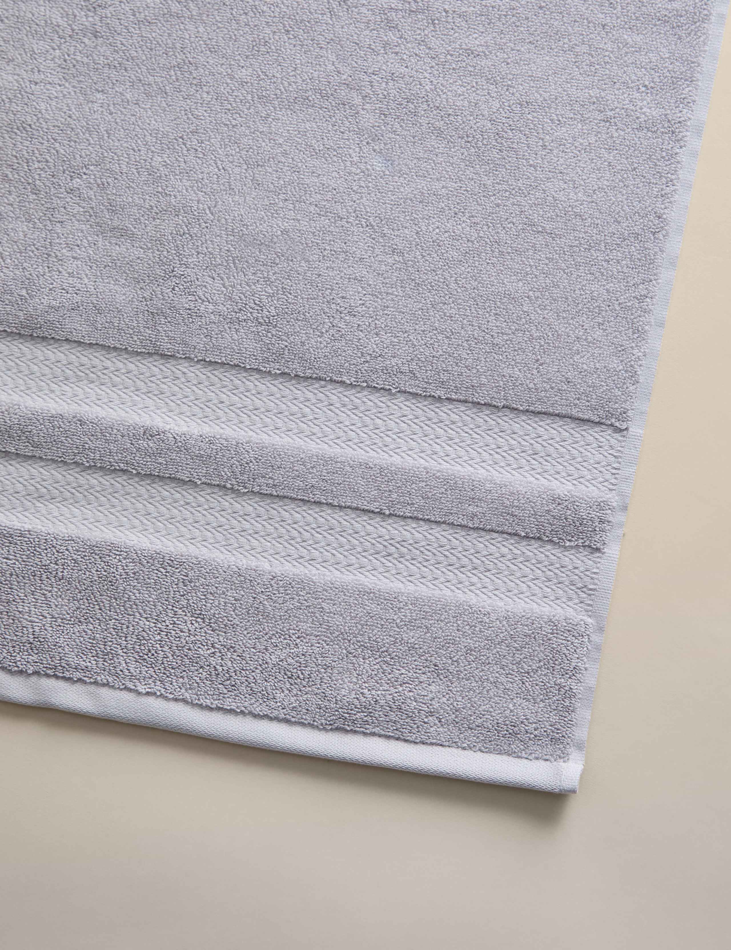 Set of 4 Pure Cotton Towels 4 of 4