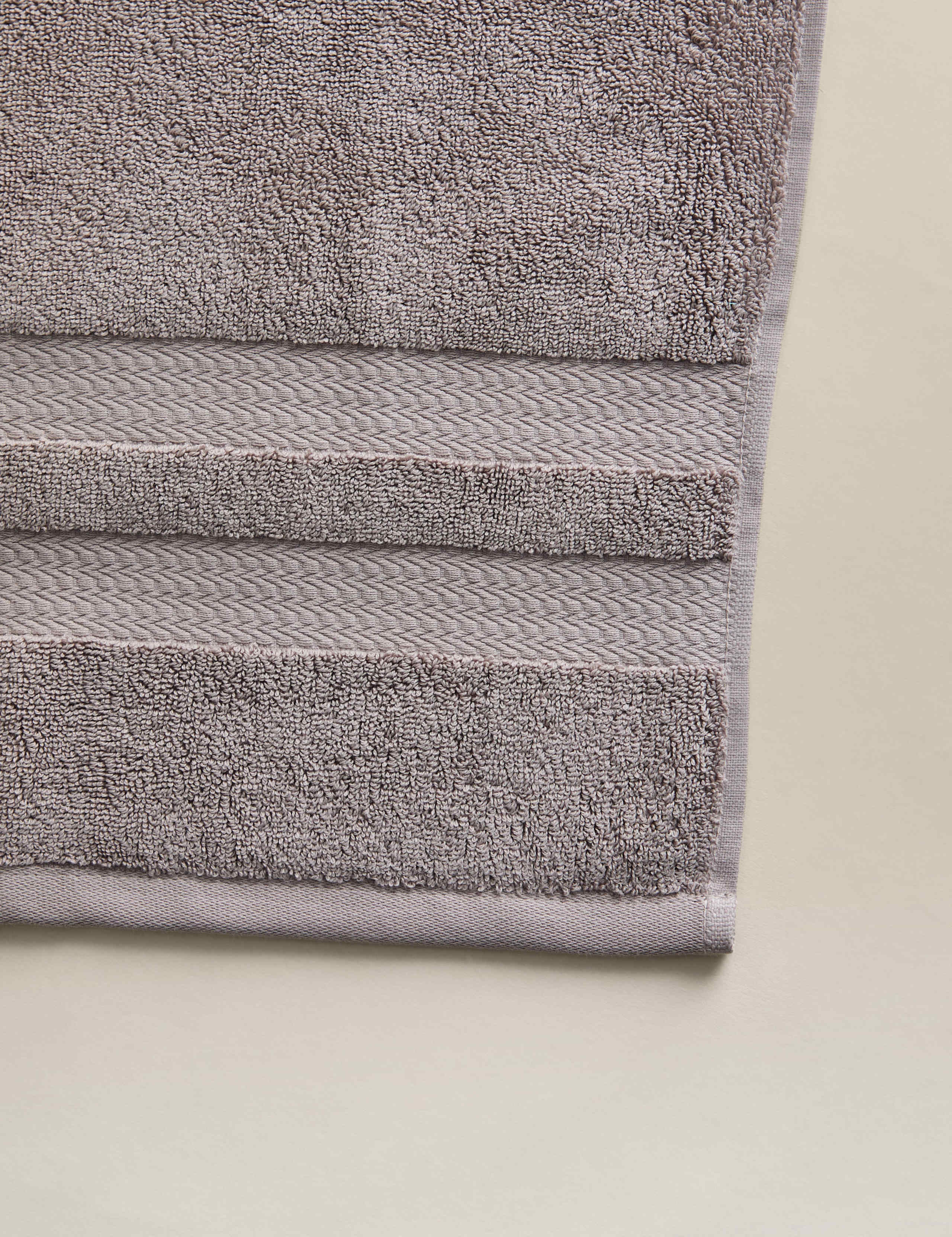 Set of 4 Pure Cotton Towels 4 of 4