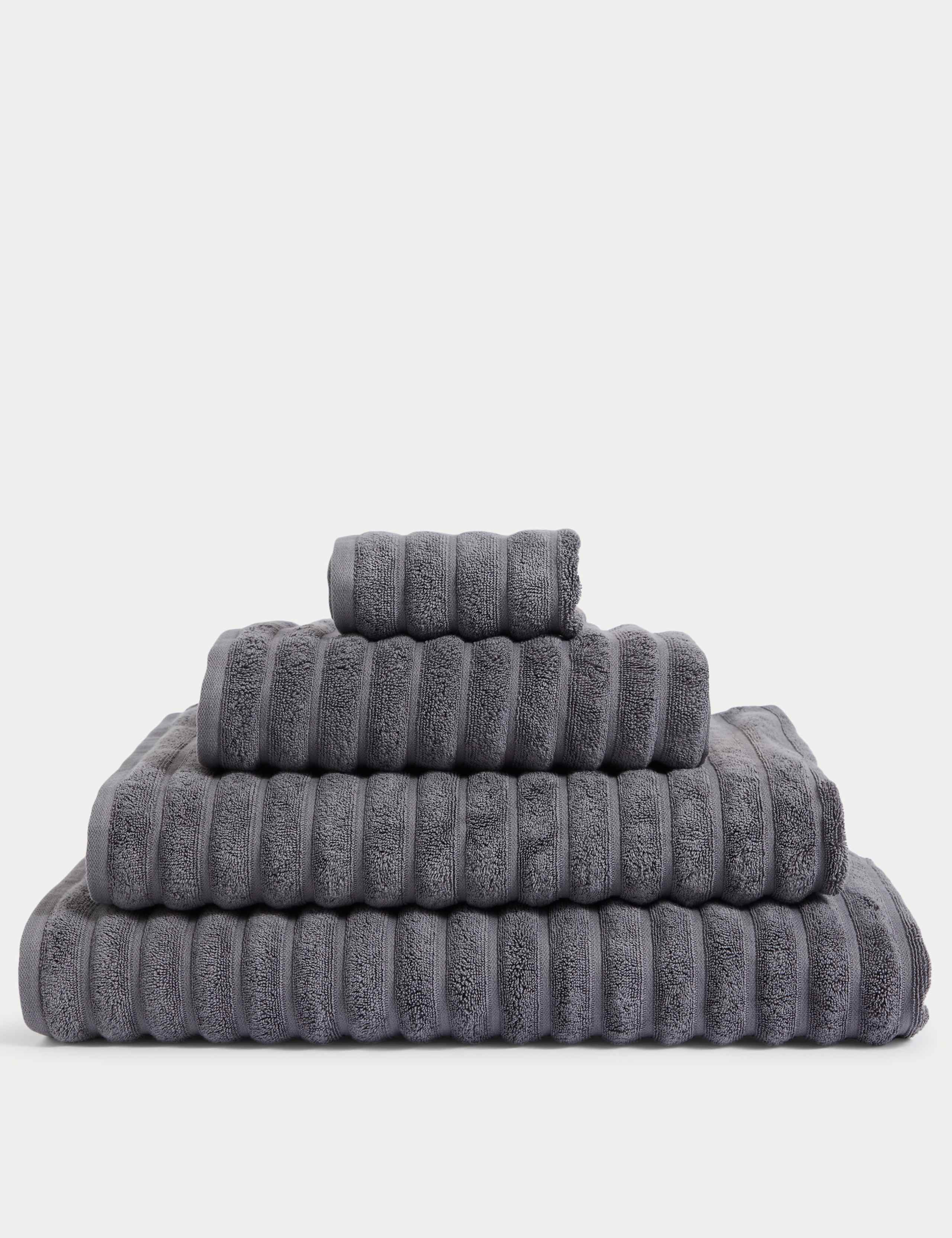 Pure Cotton Super Plush Ribbed Bath Towel 1 of 4