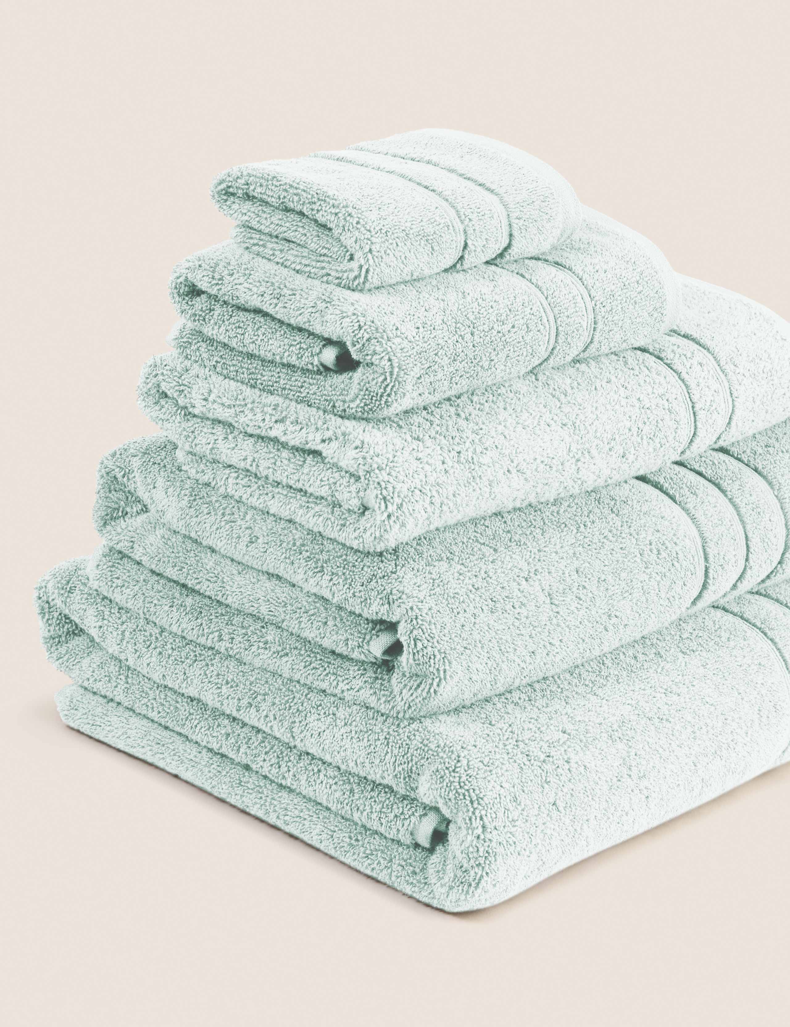 Luxury Pure Cotton Towel 3 of 6