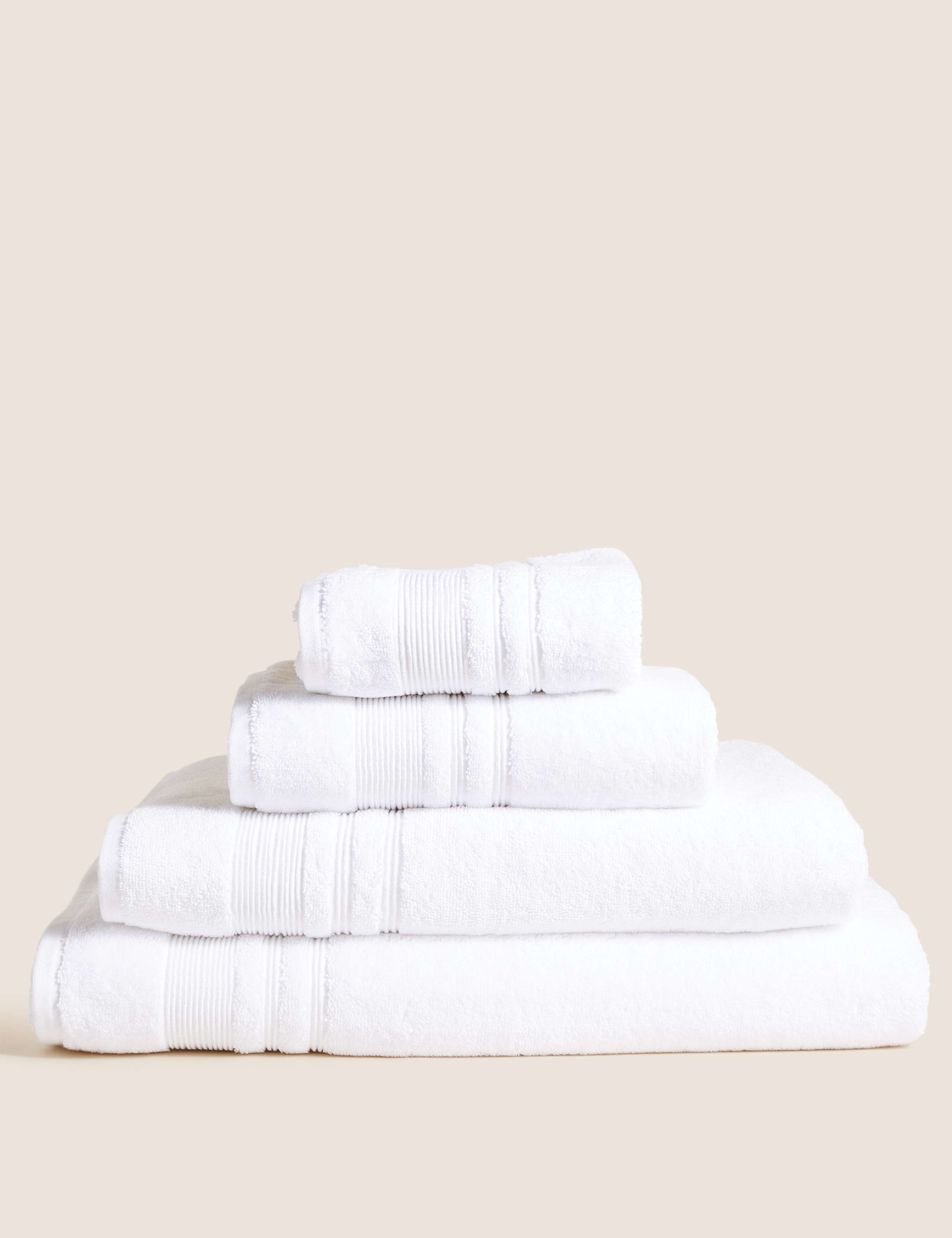 Super Plush Pure Cotton Towel 1 of 5