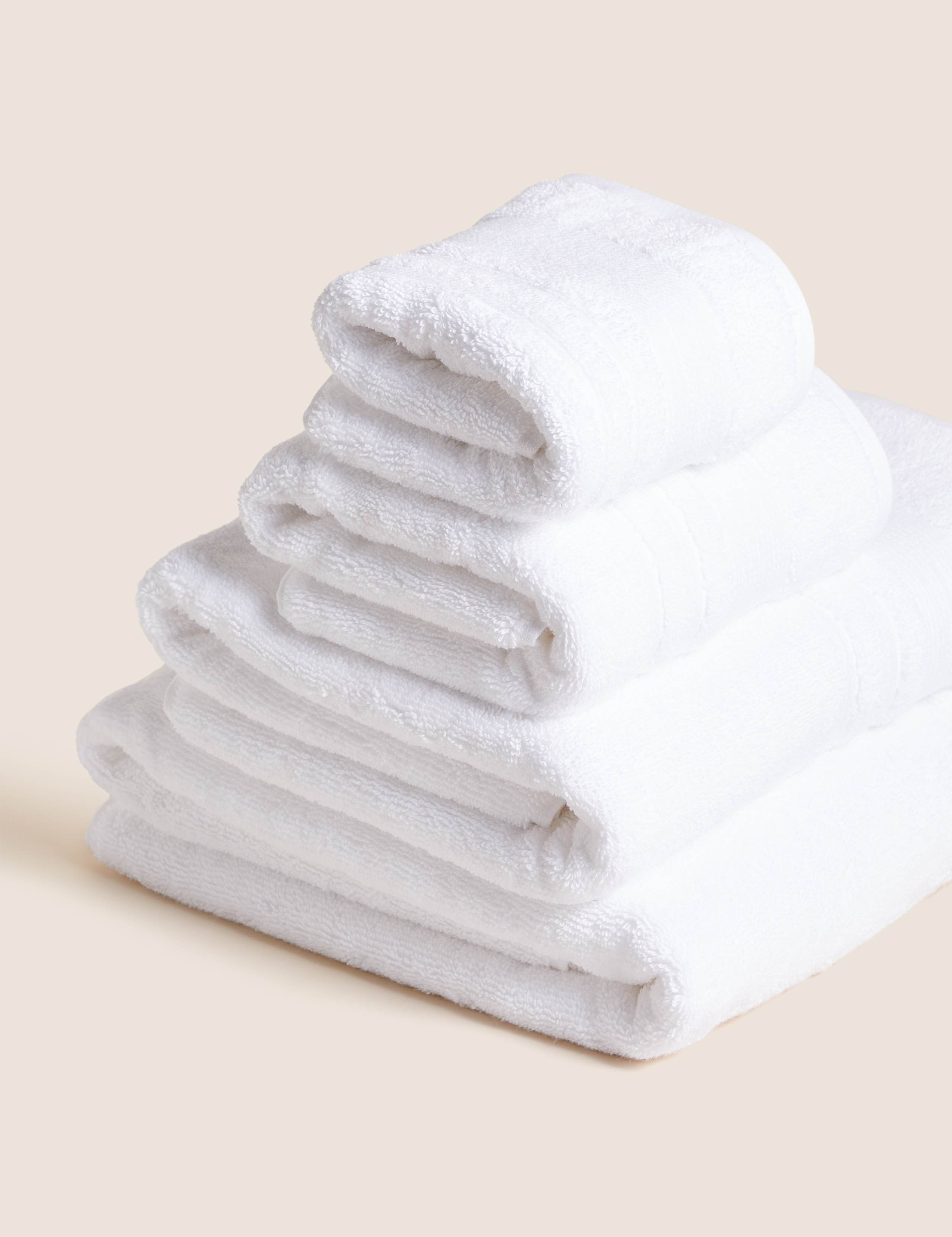 Super Plush Pure Cotton Towel 2 of 5