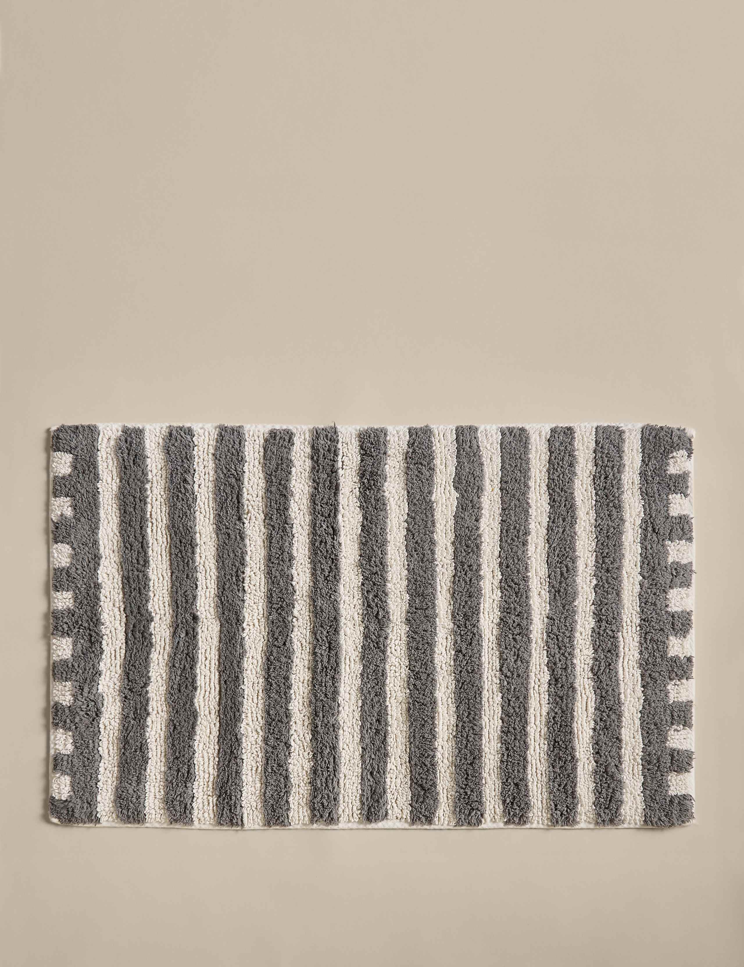 Pure Cotton Striped Tufted Bath Mat 1 of 3