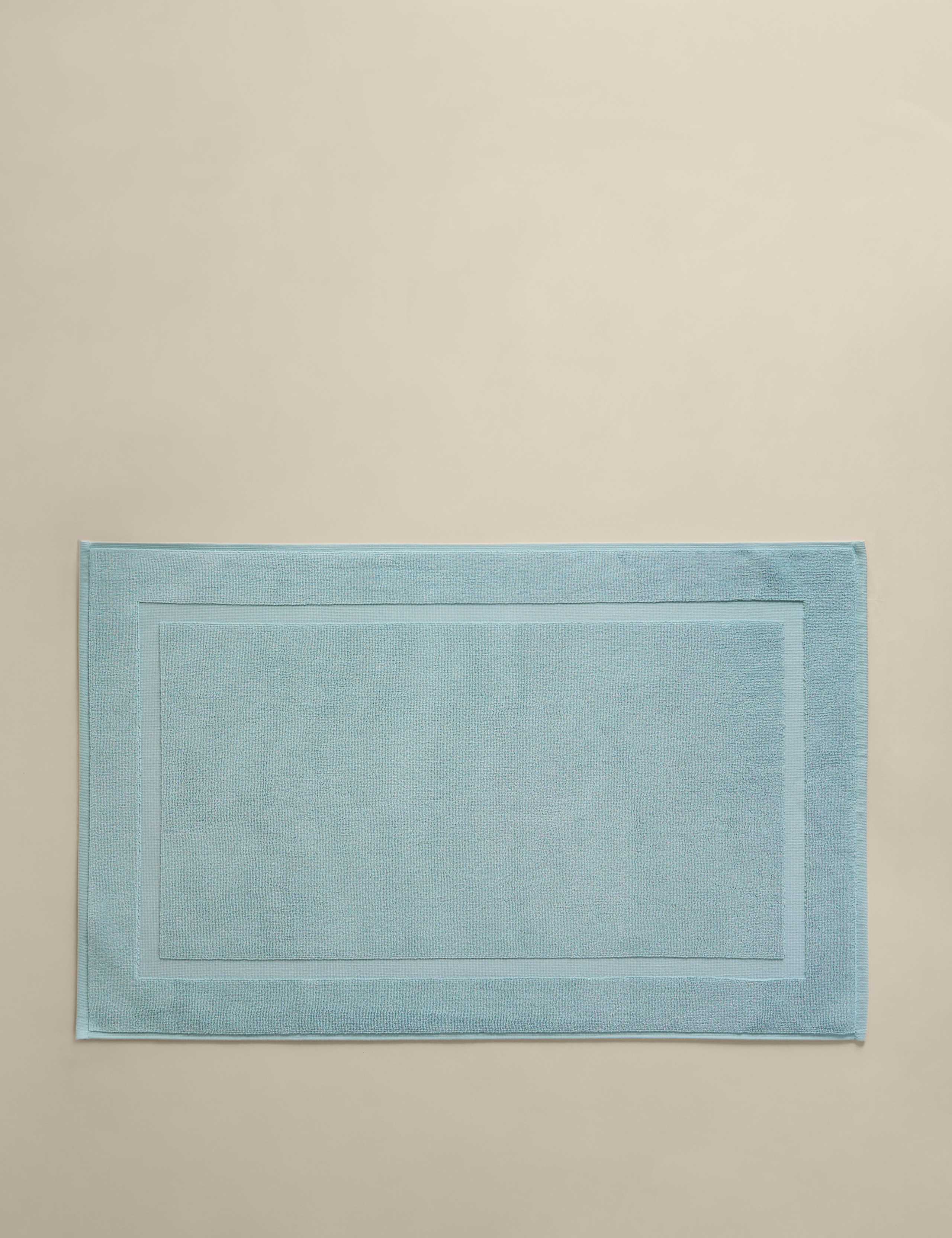 Luxury Egyptian Cotton Bath Mat 1 of 3