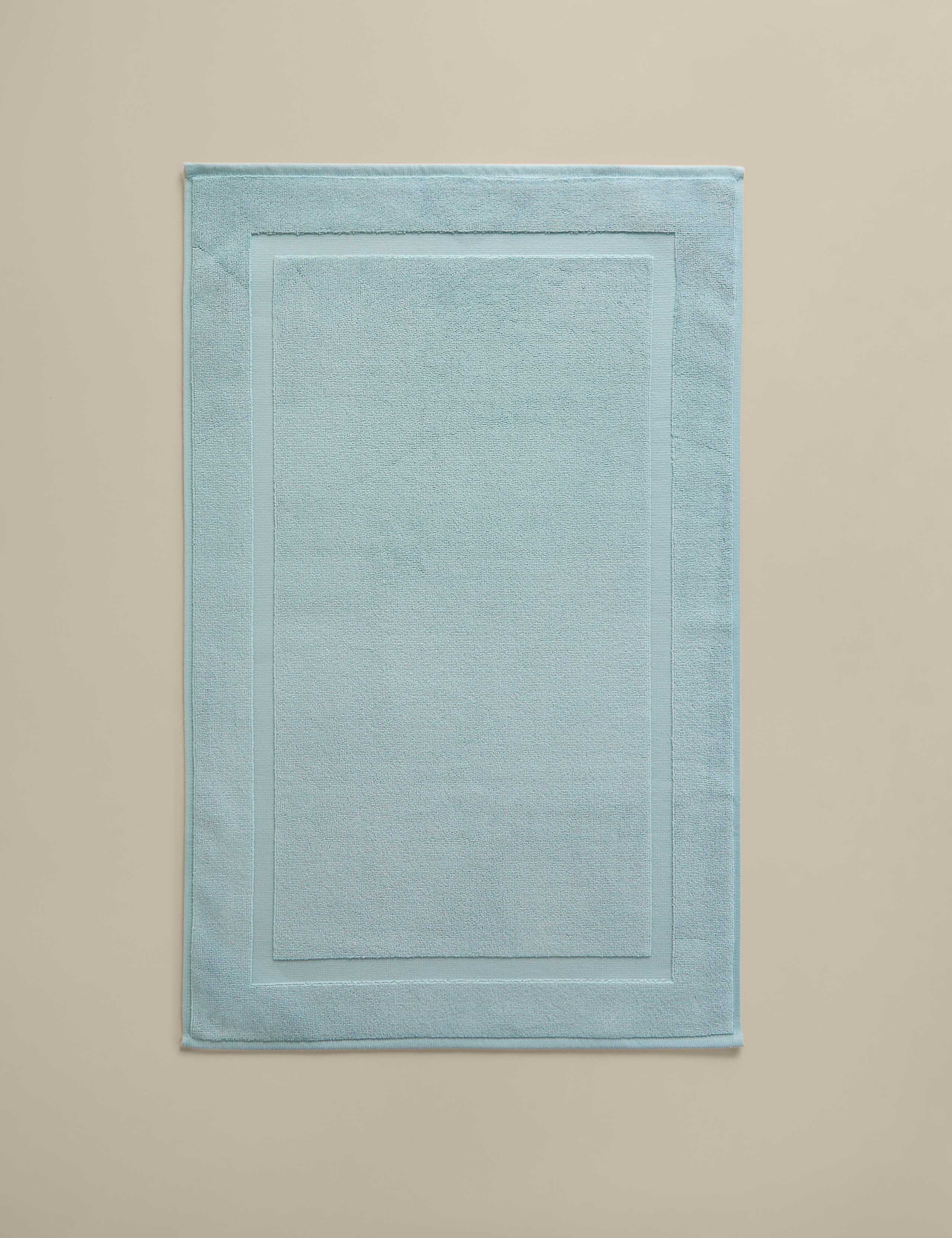 Luxury Egyptian Cotton Bath Mat 2 of 3