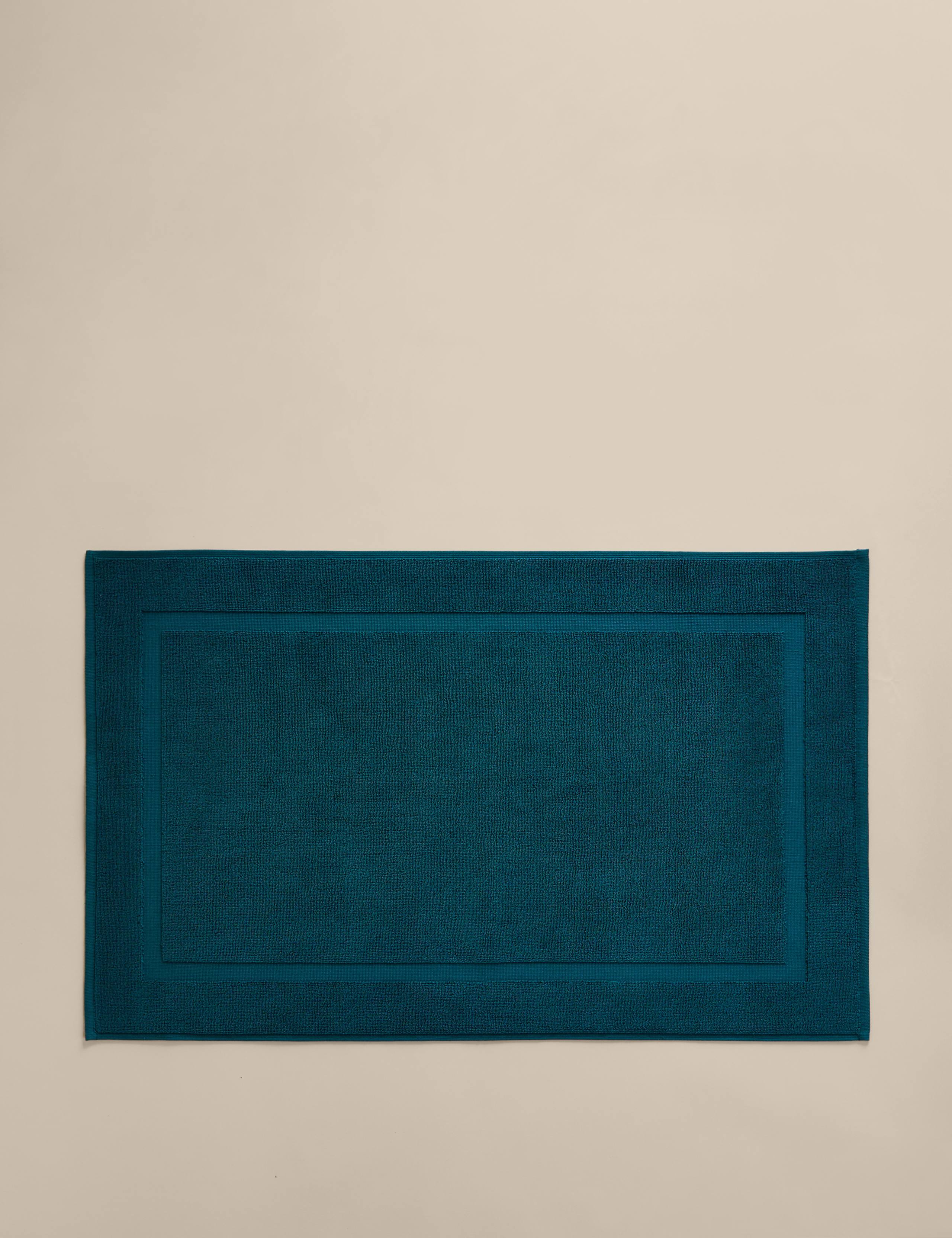 Luxury Egyptian Cotton Bath Mat 1 of 3