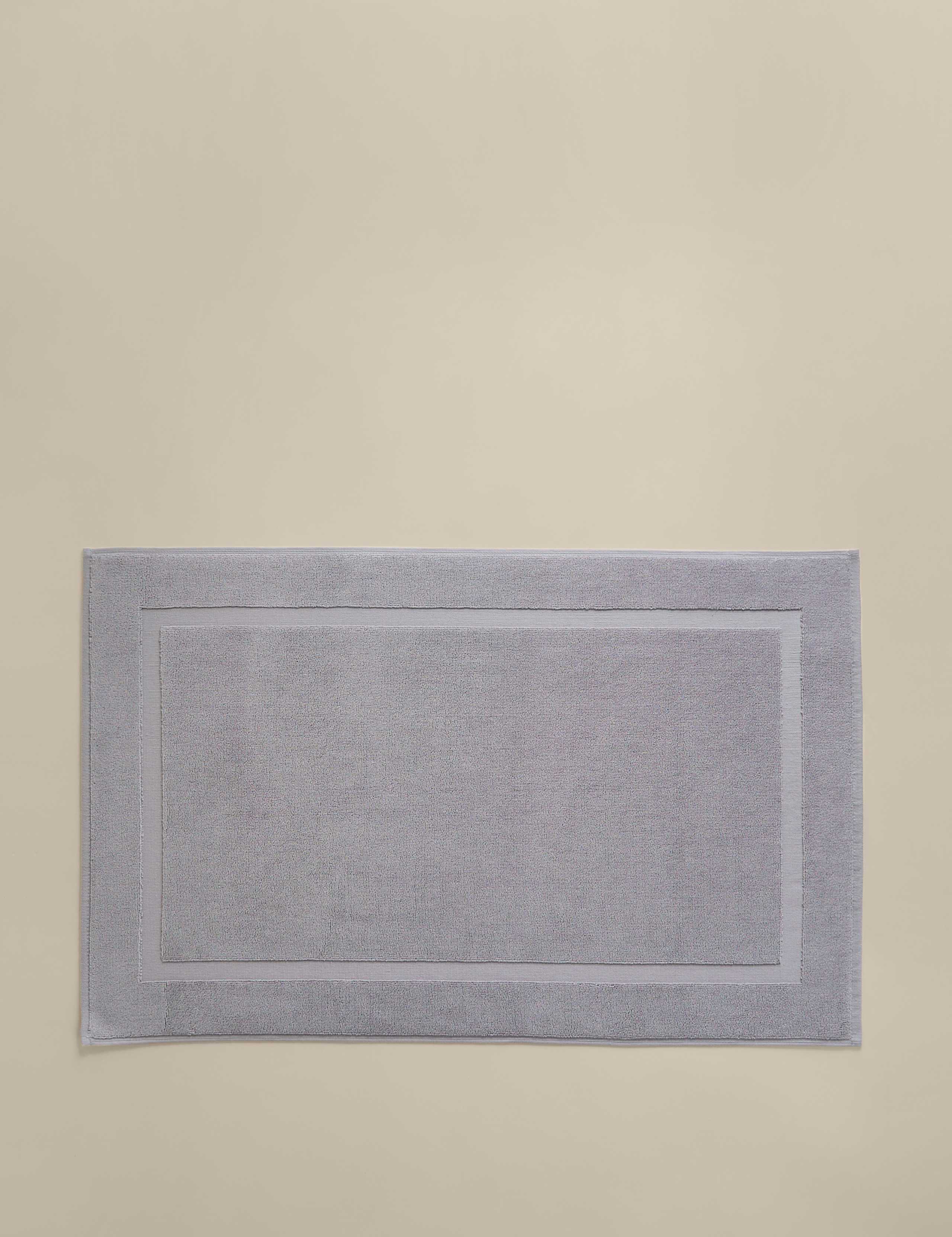 Luxury Egyptian Cotton Bath Mat 1 of 3