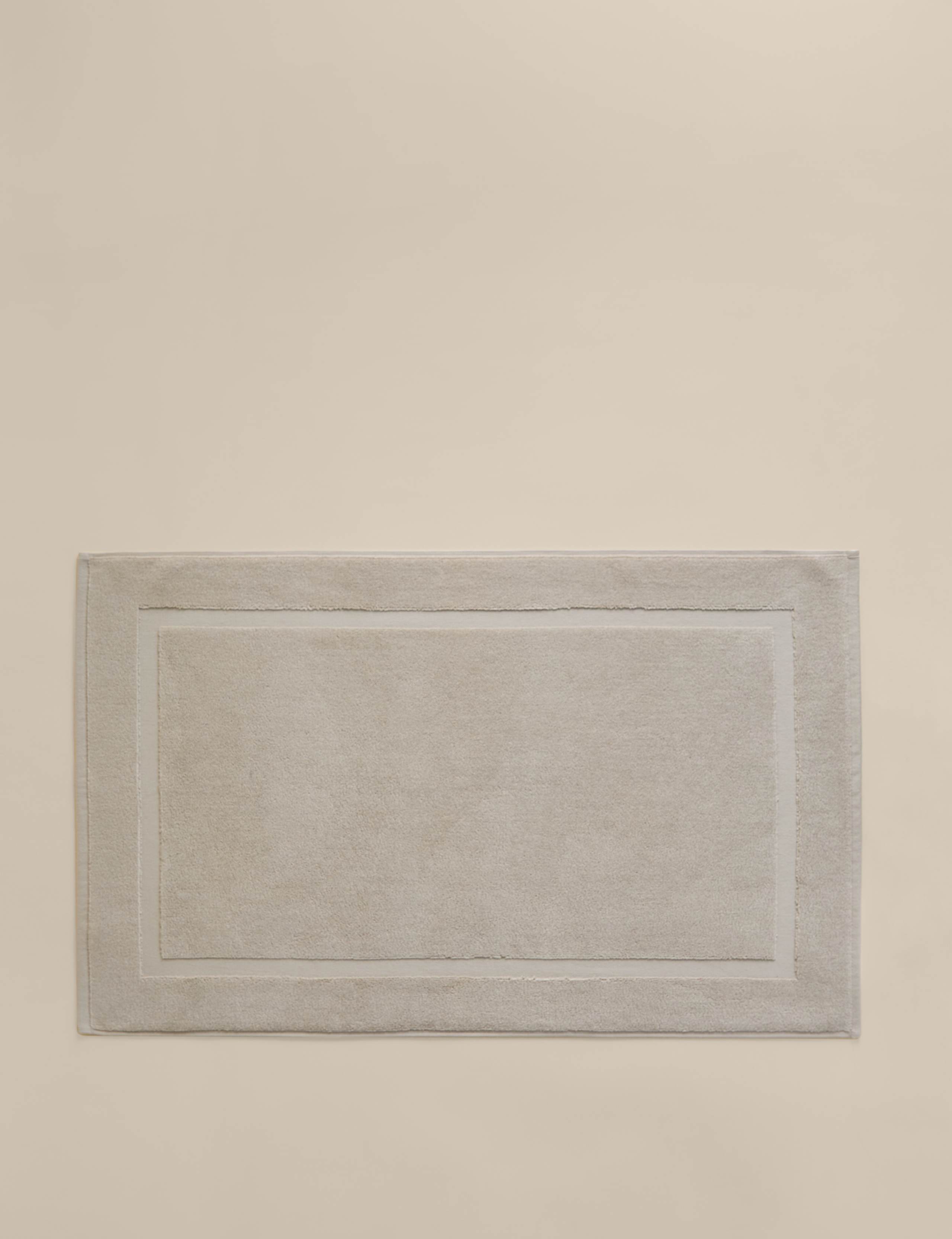 Luxury Egyptian Cotton Bath Mat 1 of 3