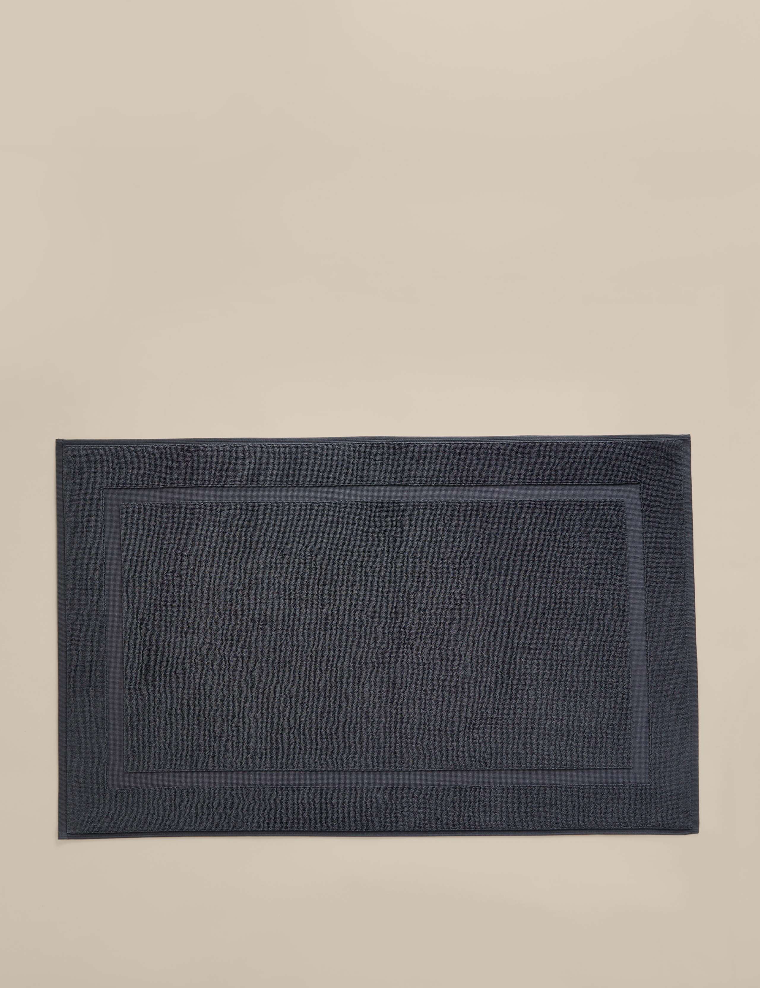 Luxury Egyptian Cotton Bath Mat 1 of 3