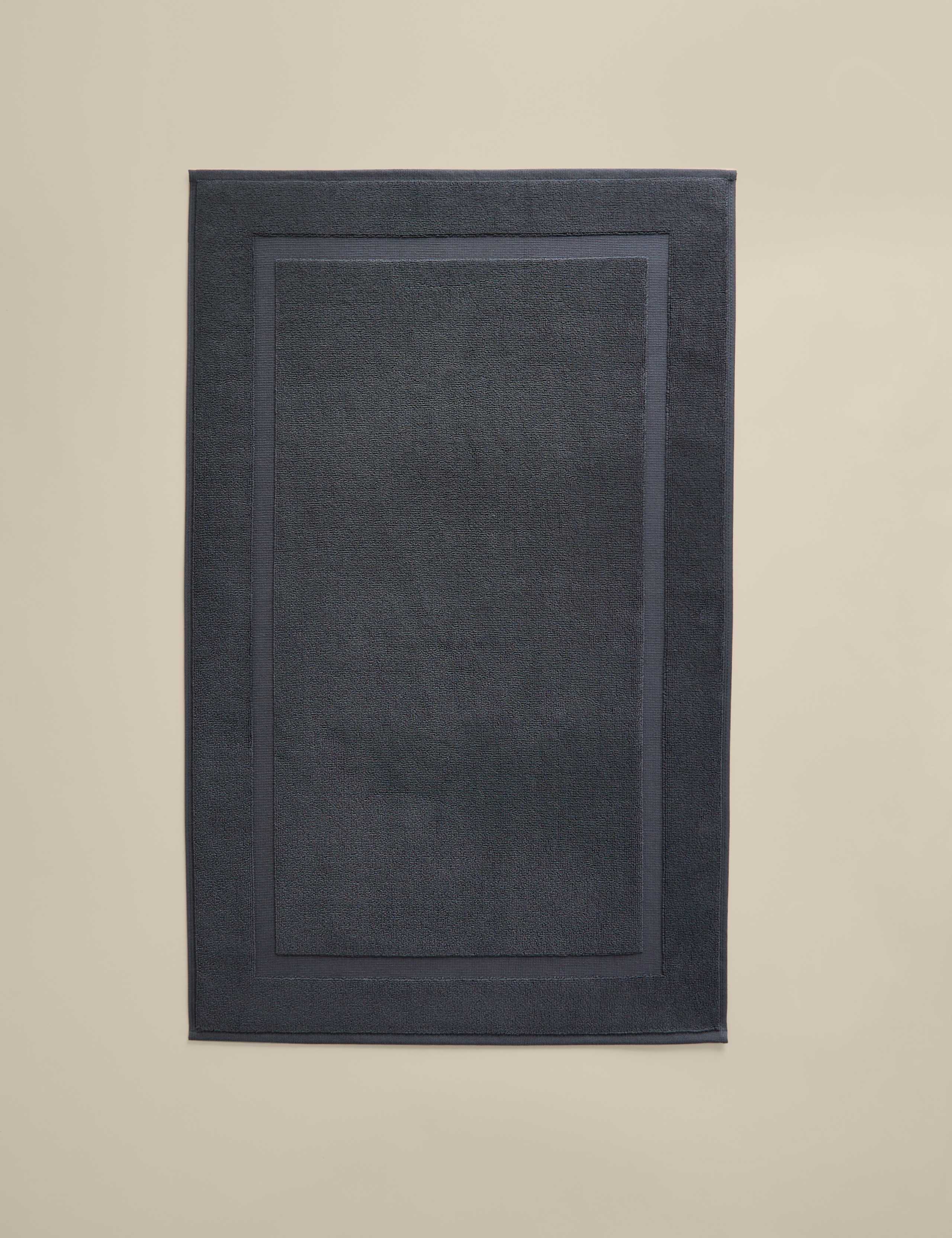 Luxury Egyptian Cotton Bath Mat 2 of 3